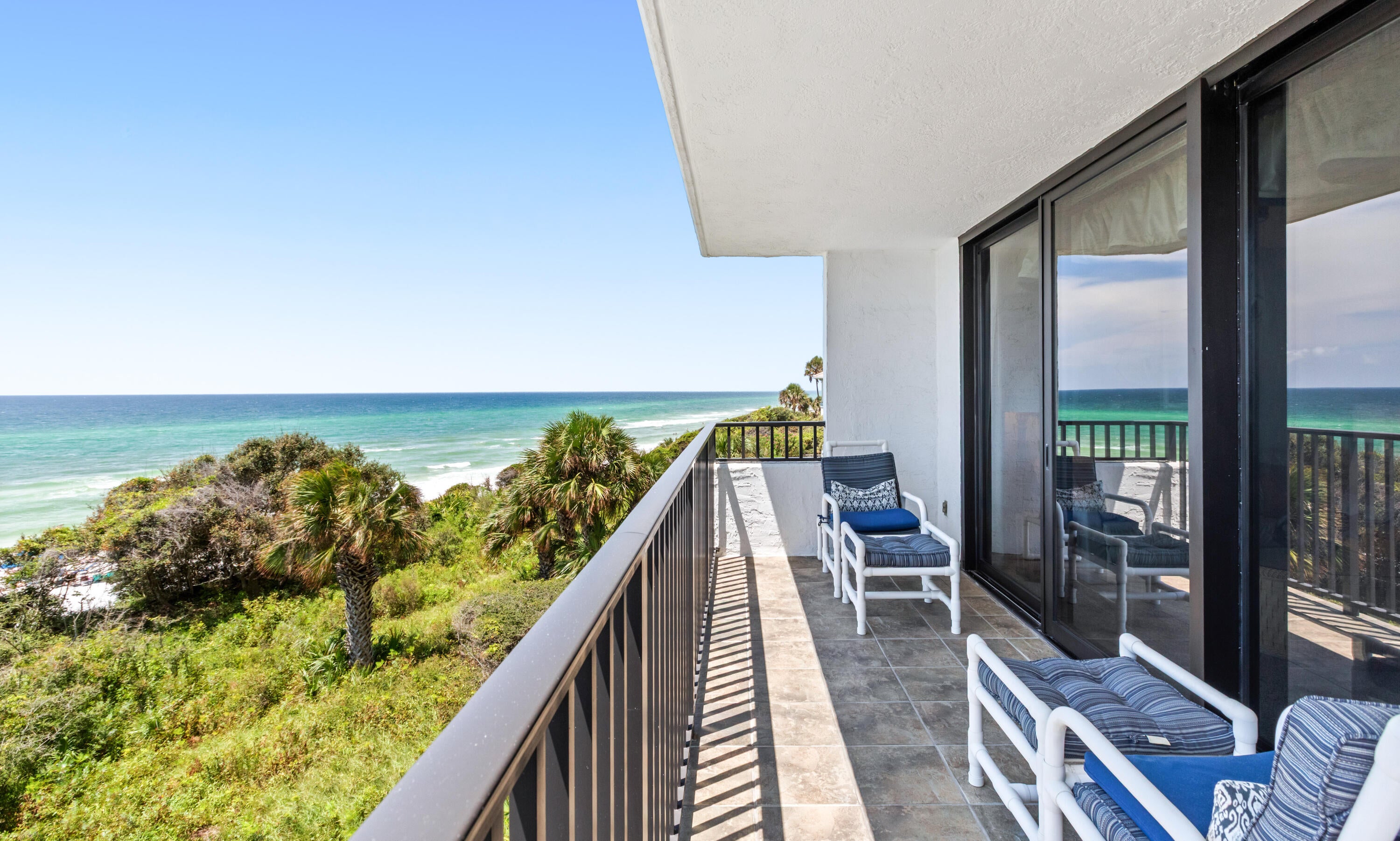 ONE SEAGROVE PLACE CONDOMINIUM - Residential