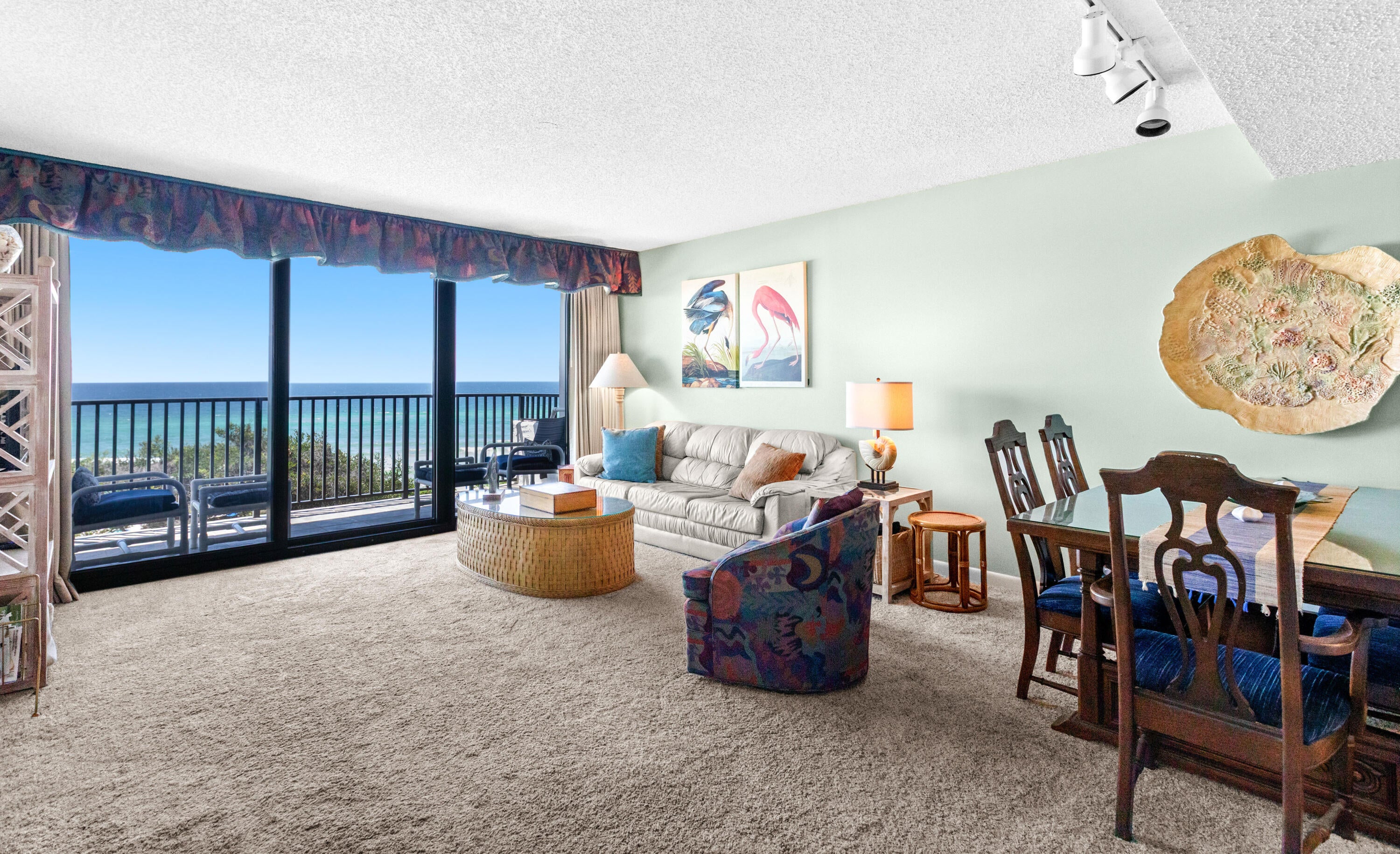 ONE SEAGROVE PLACE CONDOMINIUM - Residential