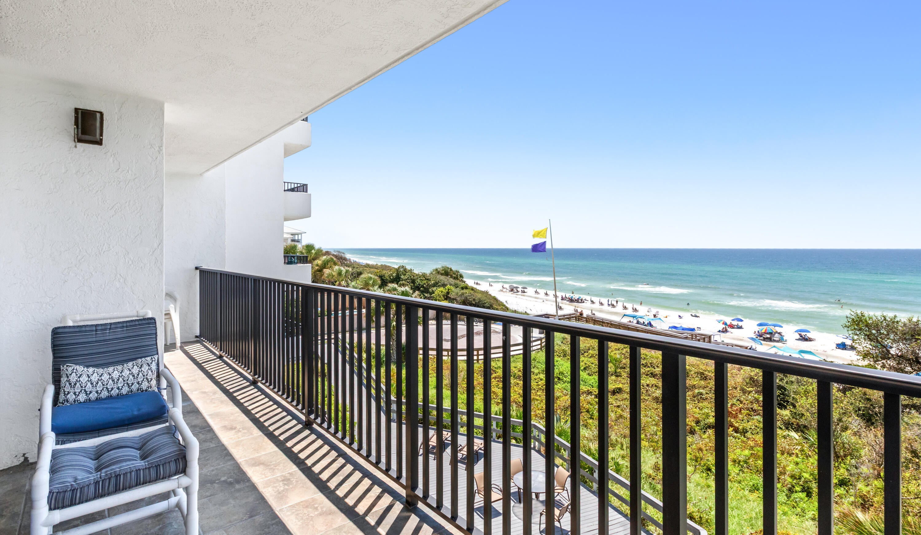 ONE SEAGROVE PLACE CONDOMINIUM - Residential