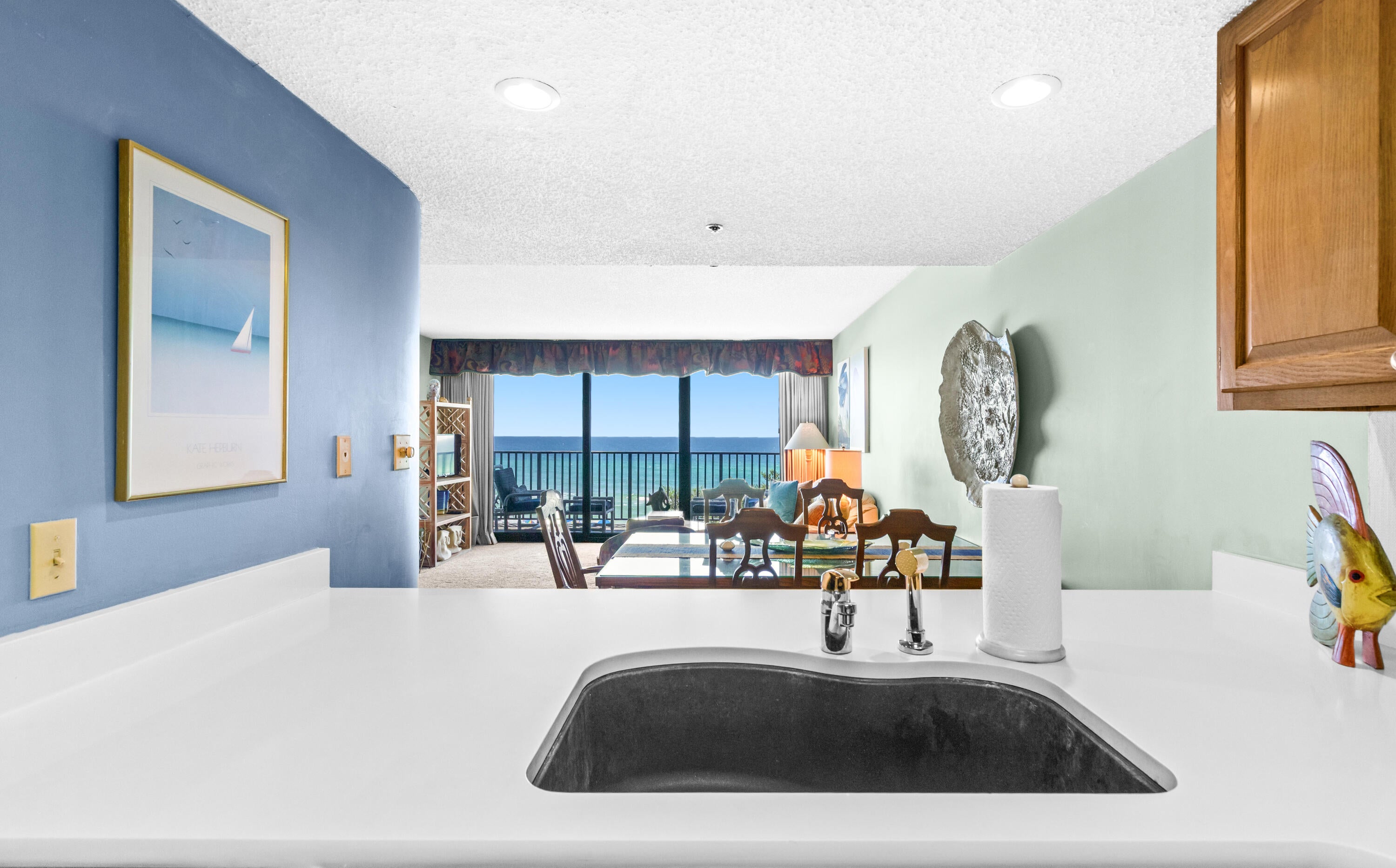 ONE SEAGROVE PLACE CONDOMINIUM - Residential