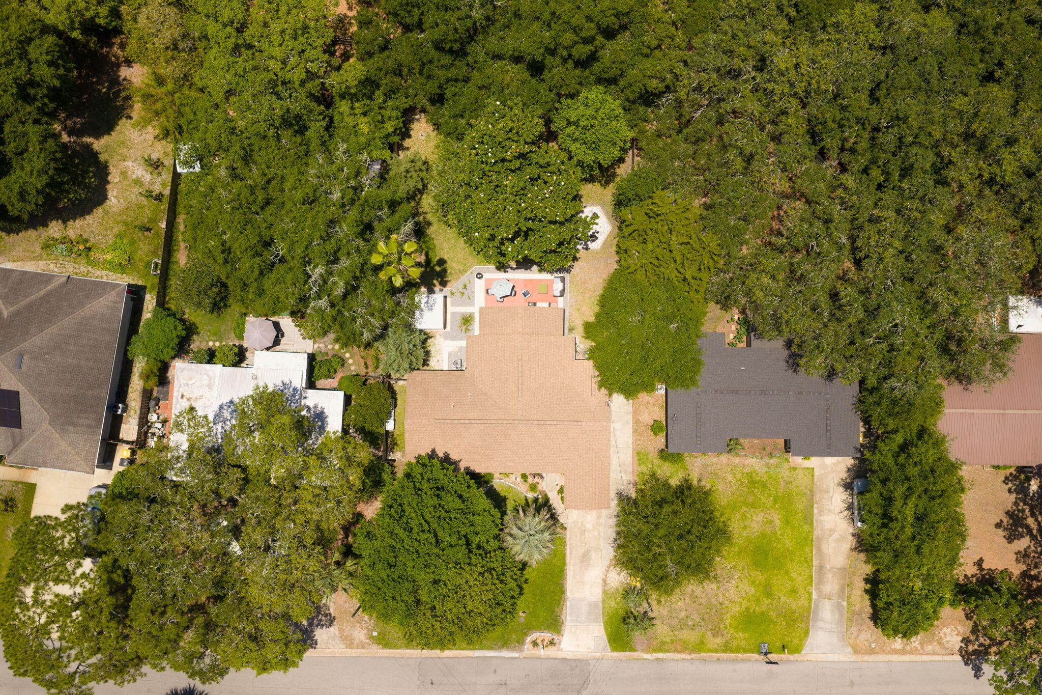 ELLIOTTS POINT 4TH ADDN - Residential