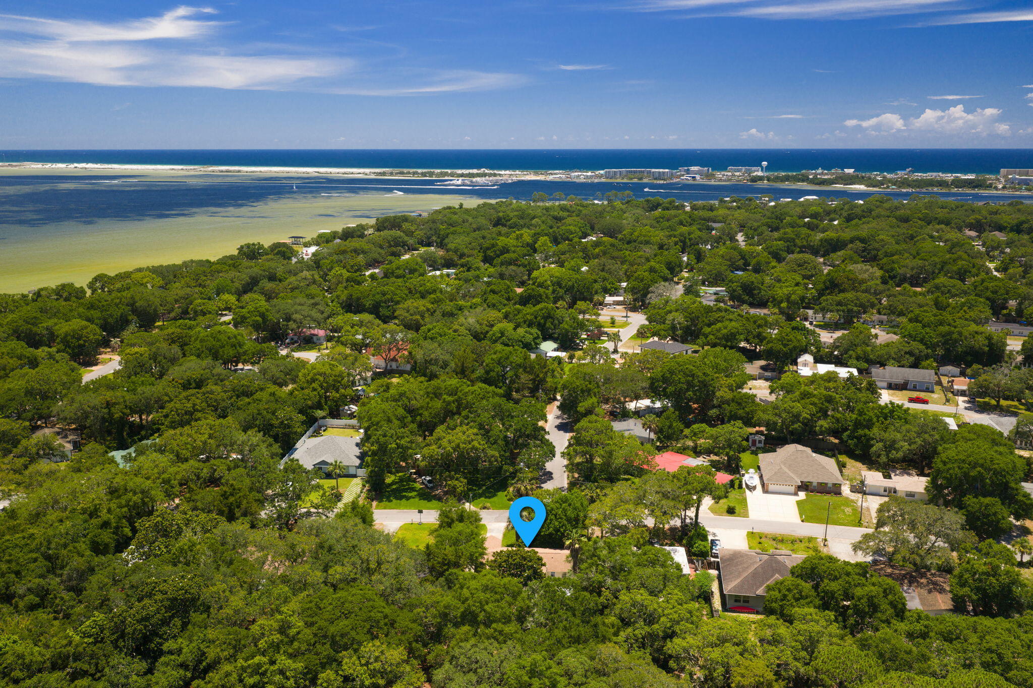 ELLIOTTS POINT 4TH ADDN - Residential