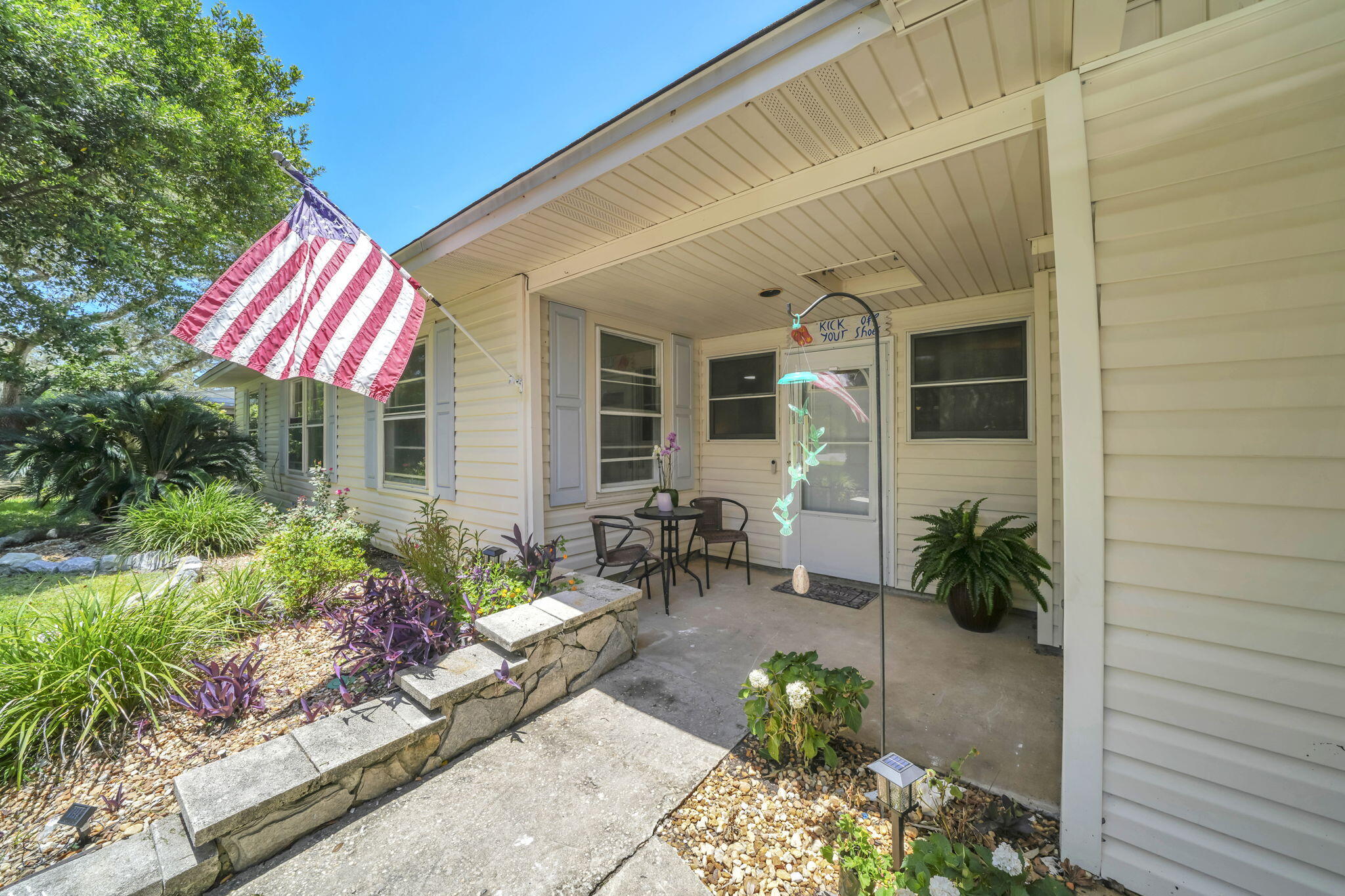 ELLIOTTS POINT 4TH ADDN - Residential
