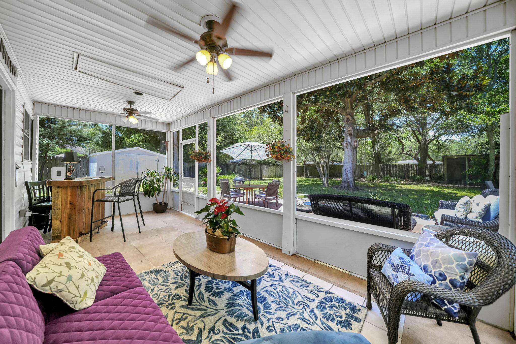 ELLIOTTS POINT 4TH ADDN - Residential