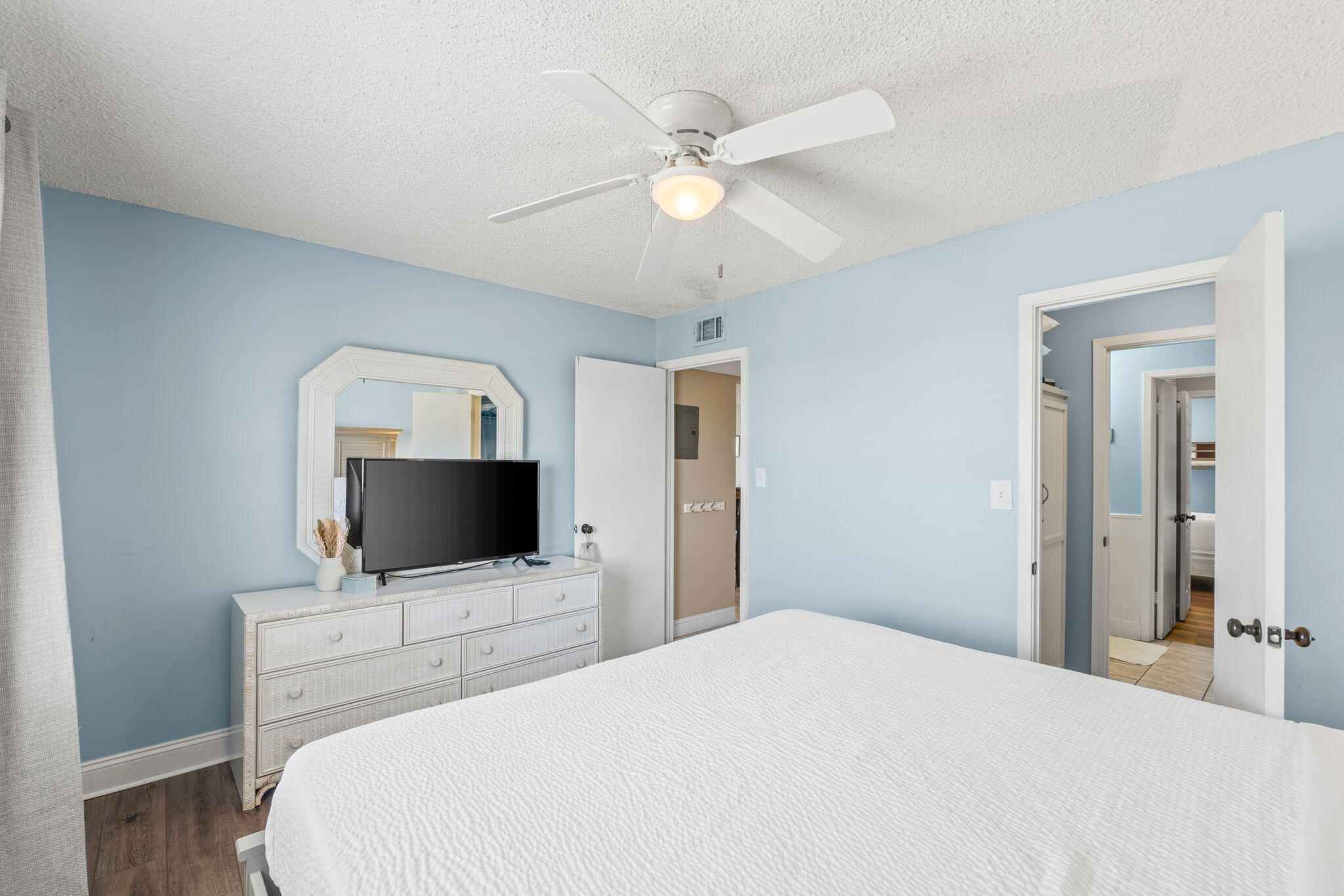 VILLAS ON THE GULF CONDO - Residential