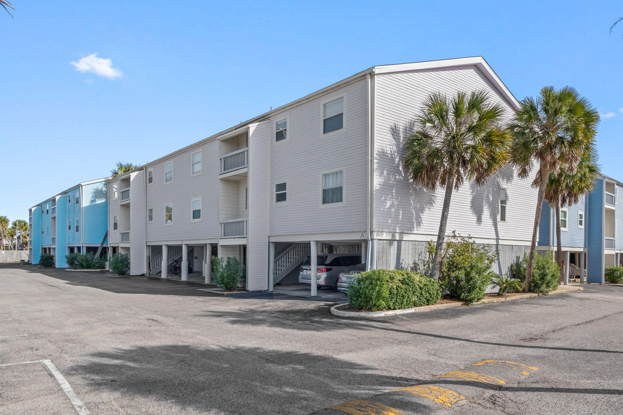 VILLAS ON THE GULF CONDO - Residential