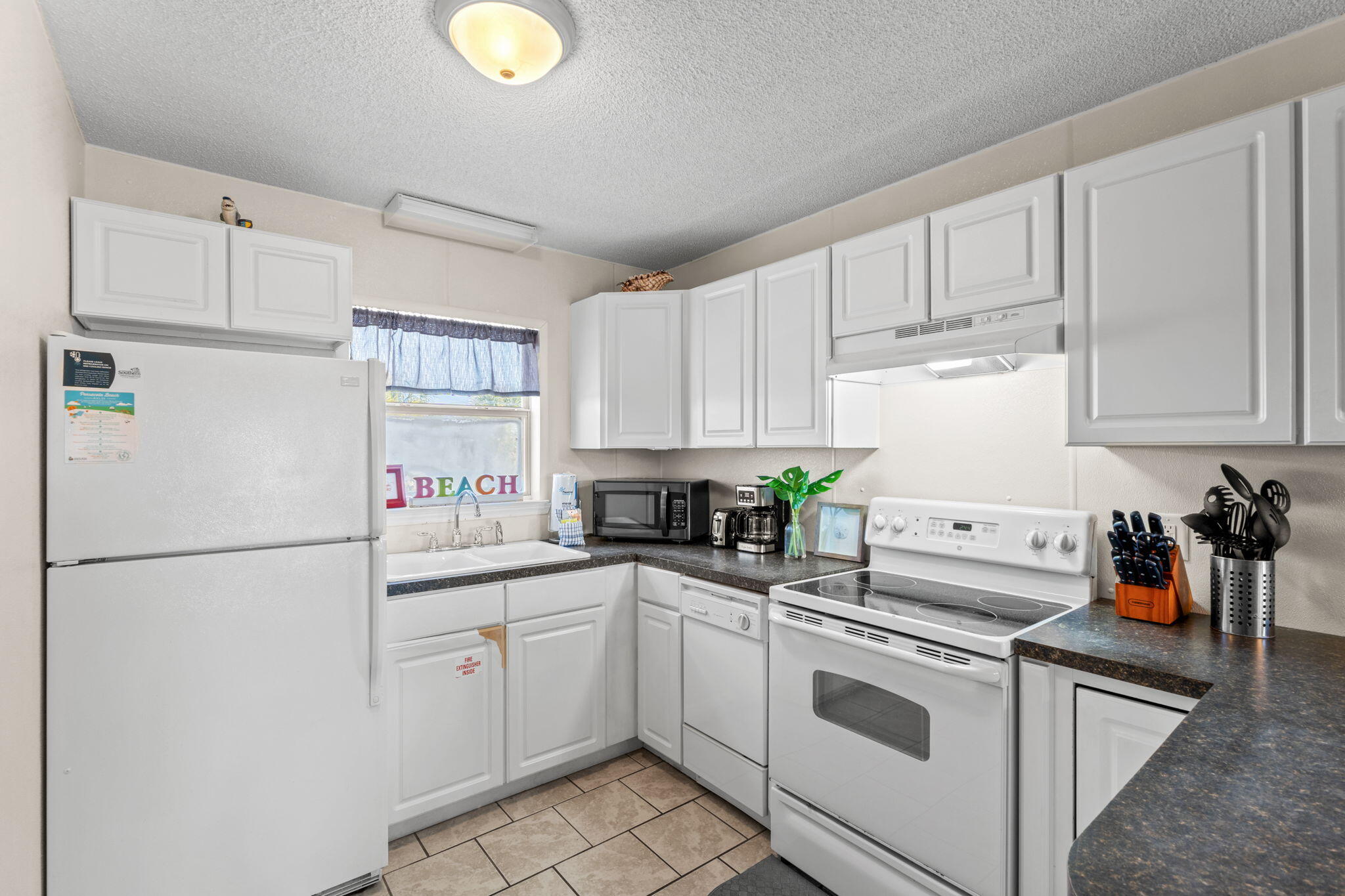 VILLAS ON THE GULF CONDO - Residential