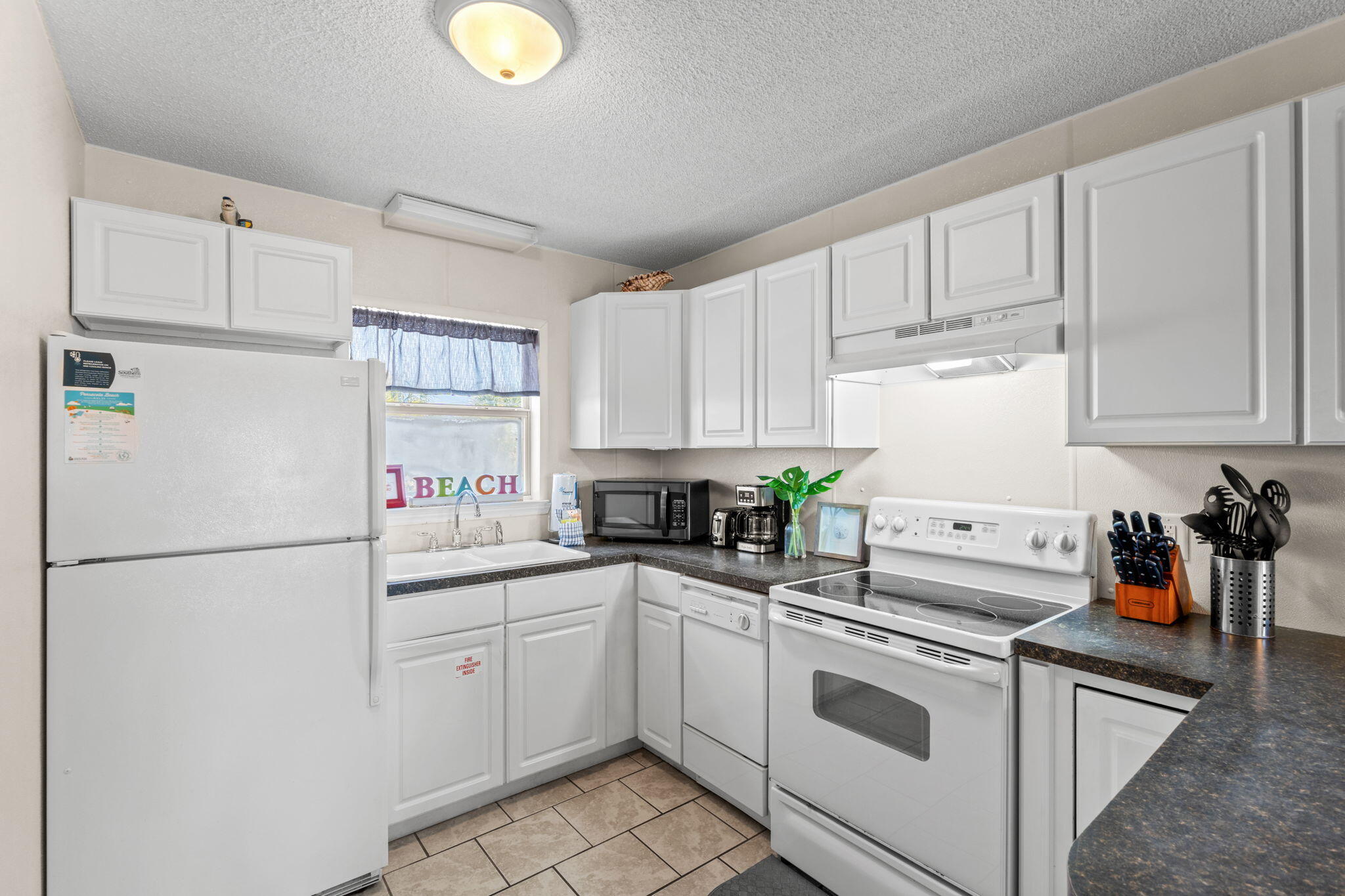 VILLAS ON THE GULF CONDO - Residential