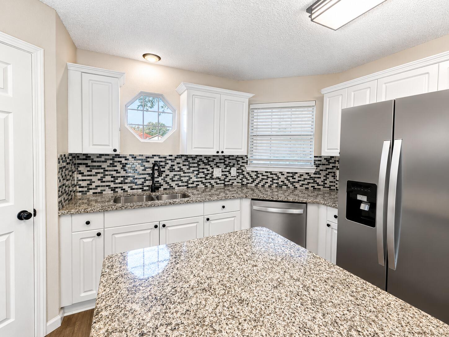 Country Breeze East - Residential Lease