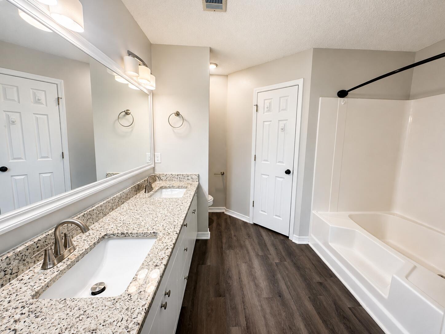 Country Breeze East - Residential Lease