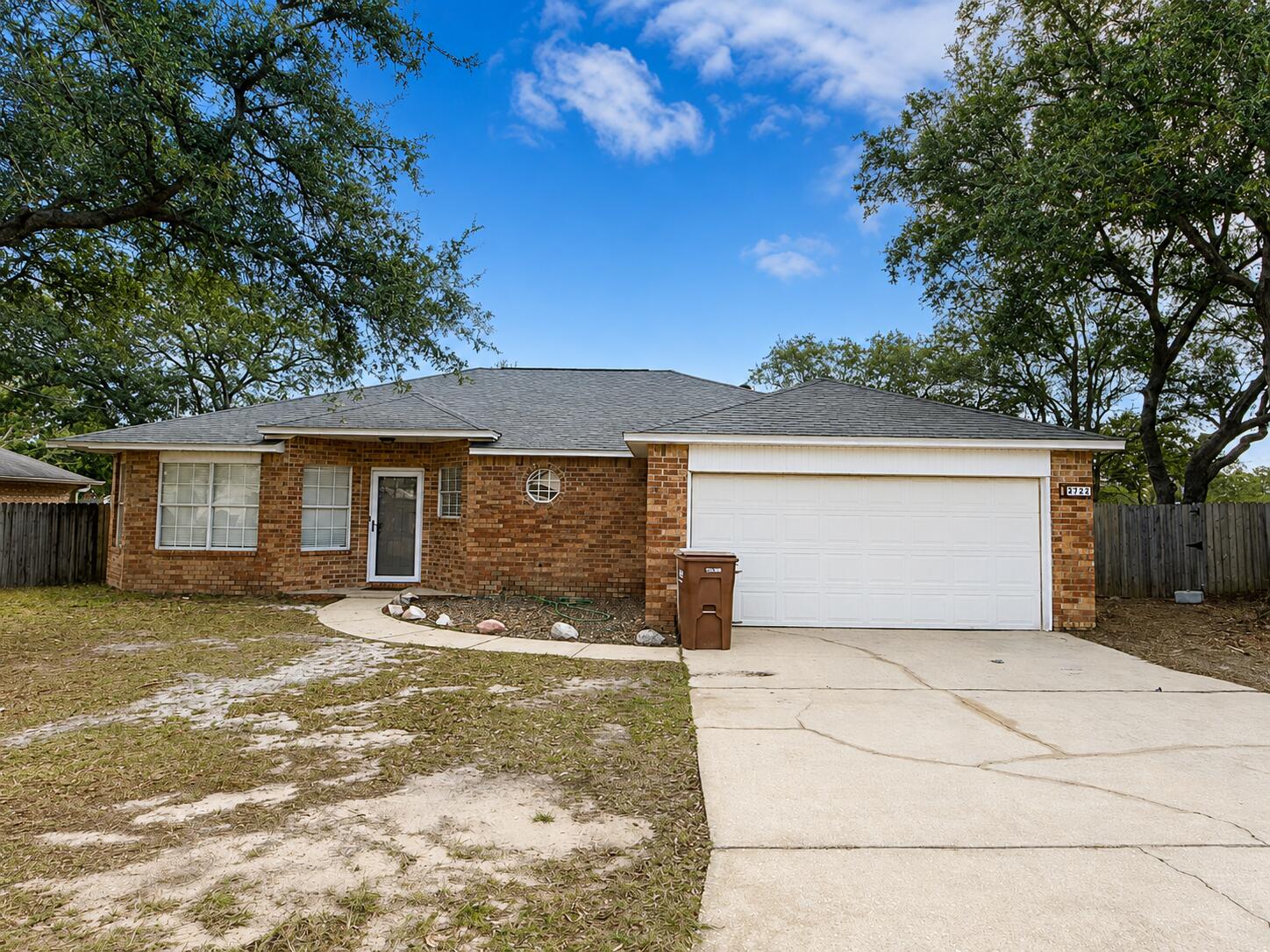 Country Breeze East - Residential Lease