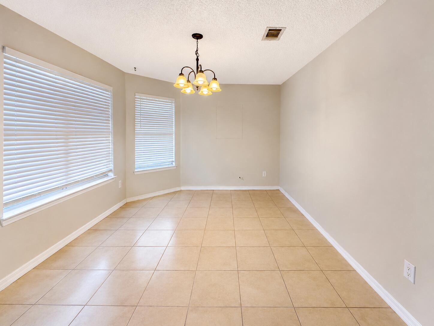Country Breeze East - Residential Lease