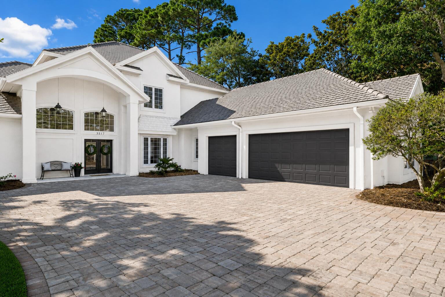 BURNT PINE CIRCLE - Residential