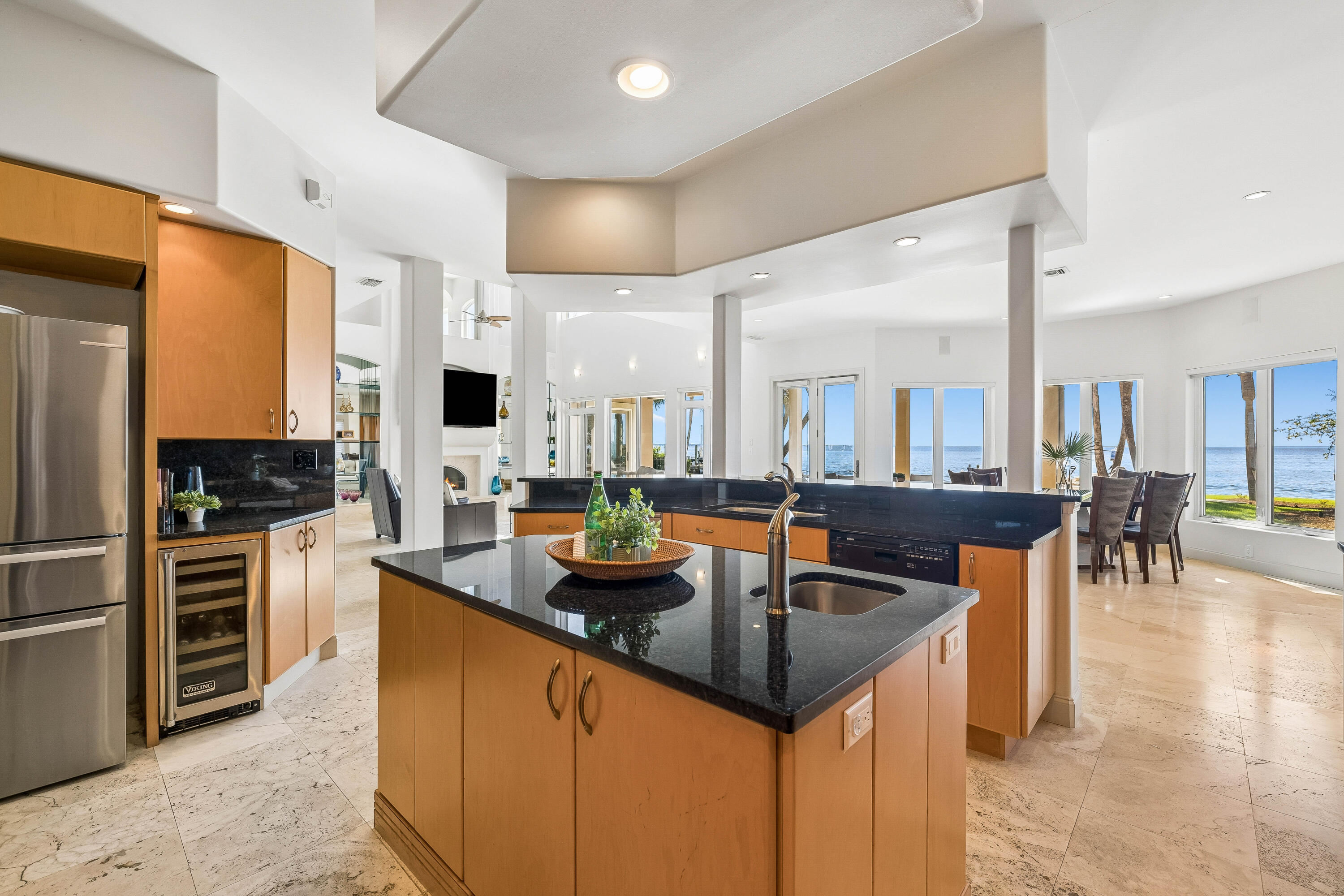 BURNT PINE CIRCLE - Residential