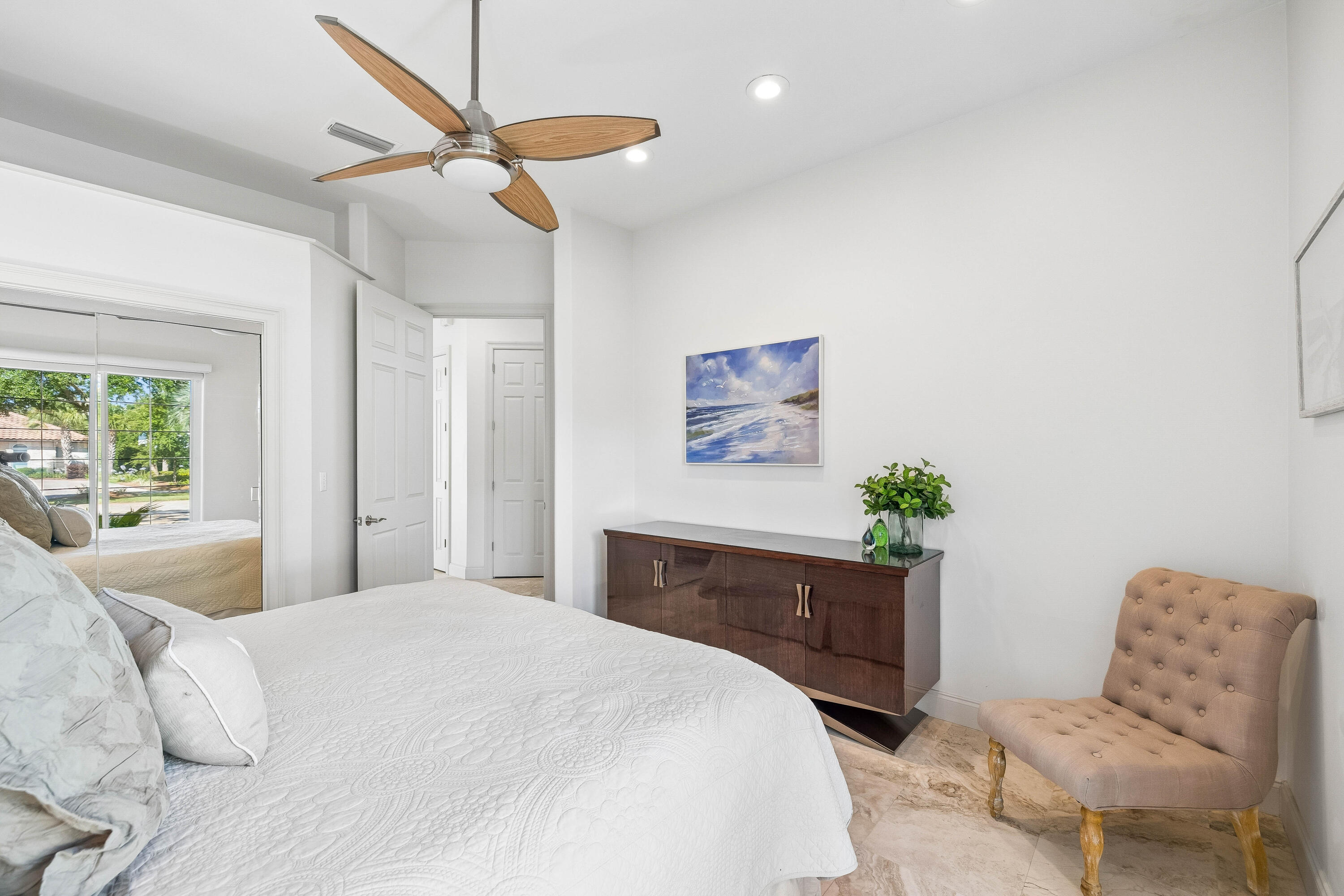 BURNT PINE CIRCLE - Residential