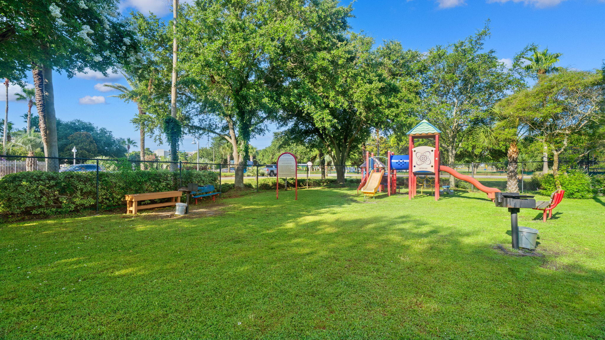 THE PALMS OF DESTIN - Residential