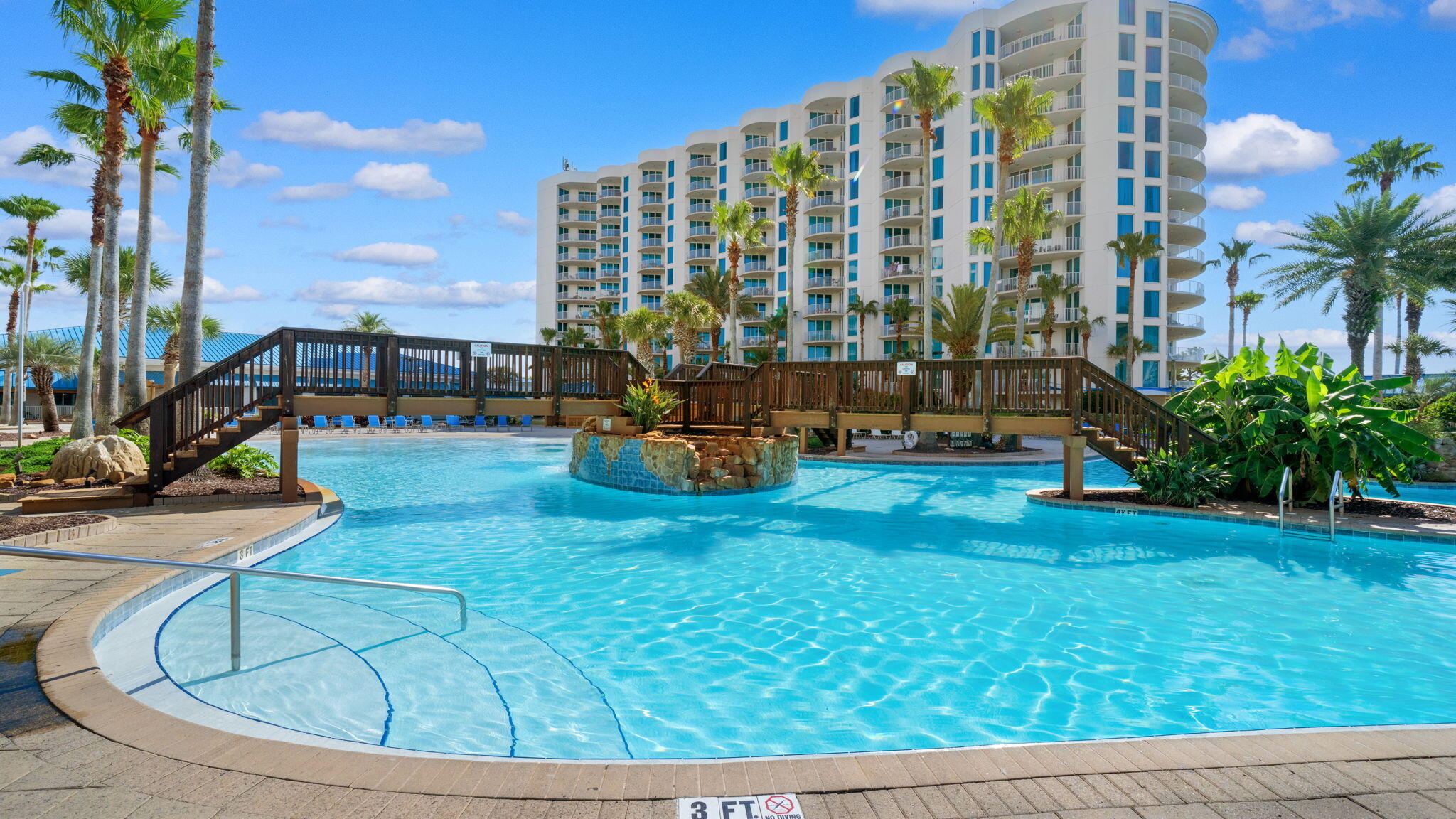 THE PALMS OF DESTIN - Residential