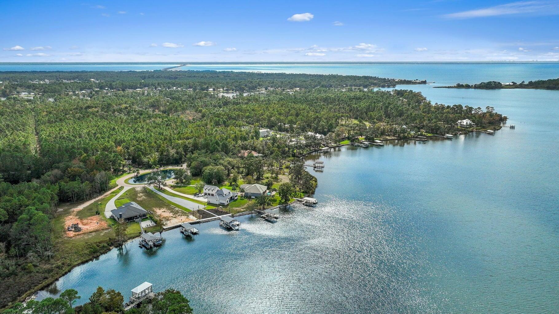 LAGRANGE COVE - Residential