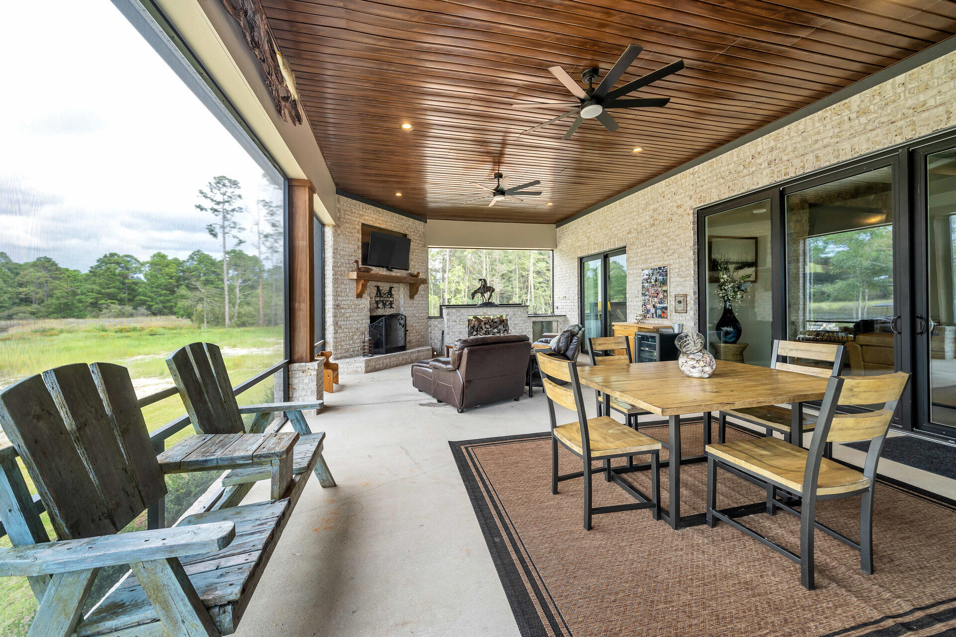 LAGRANGE COVE - Residential