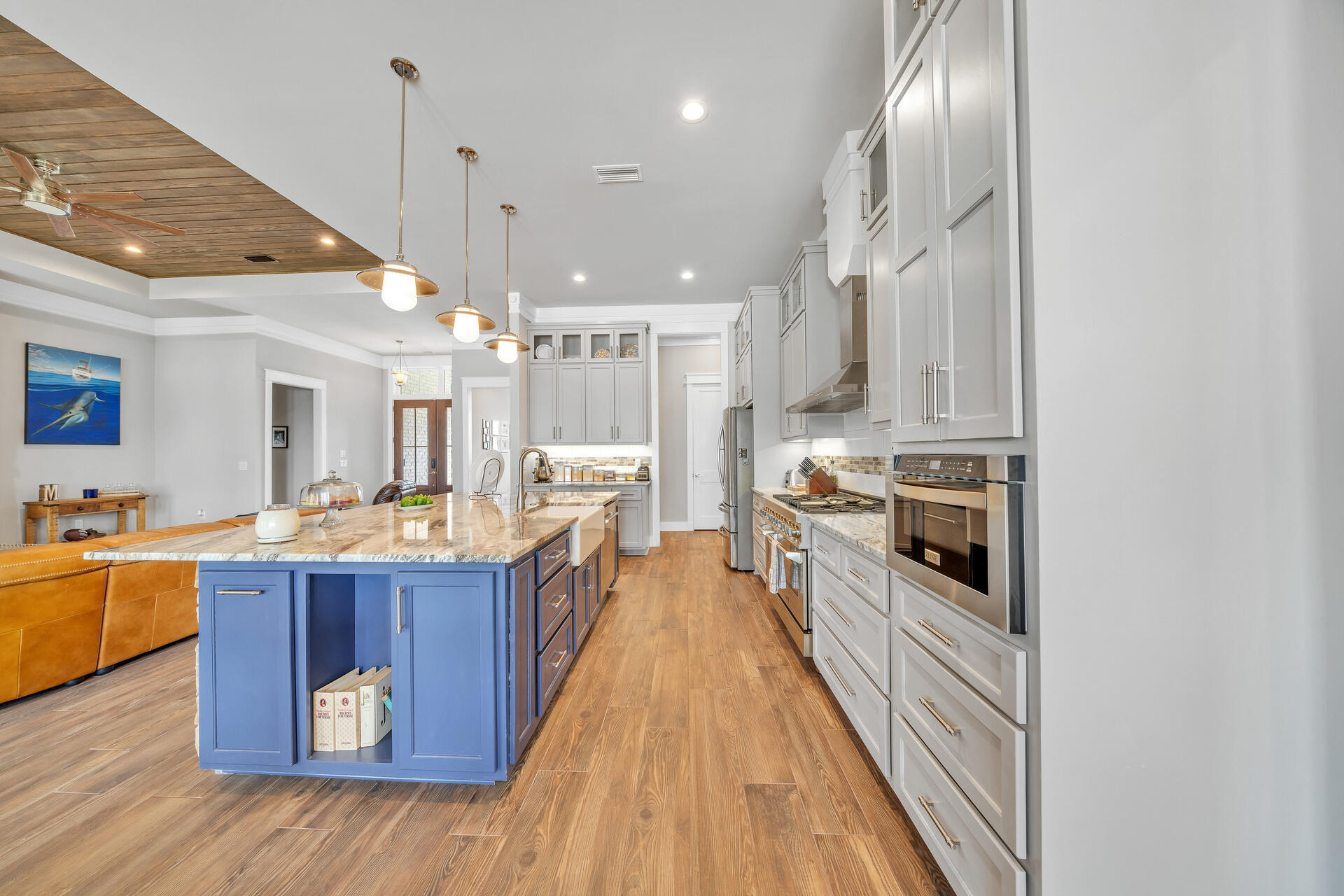 LAGRANGE COVE - Residential