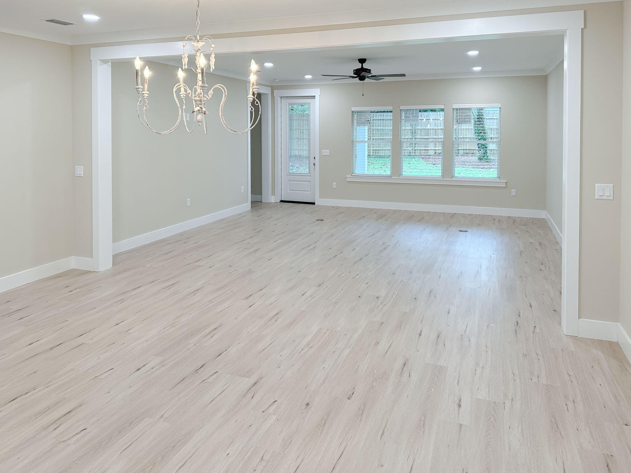 KELLYS 3RD ADDN TO DESTIN - Residential Lease