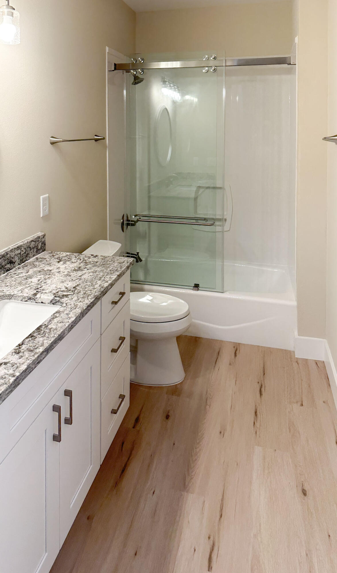 KELLYS 3RD ADDN TO DESTIN - Residential Lease