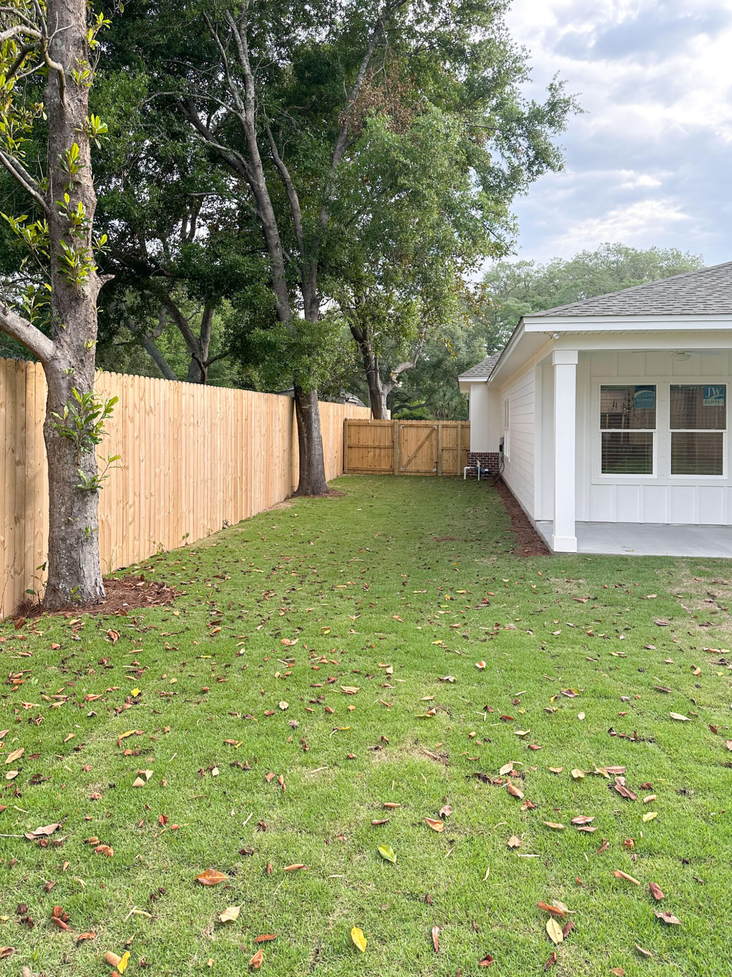 KELLYS 3RD ADDN TO DESTIN - Residential Lease