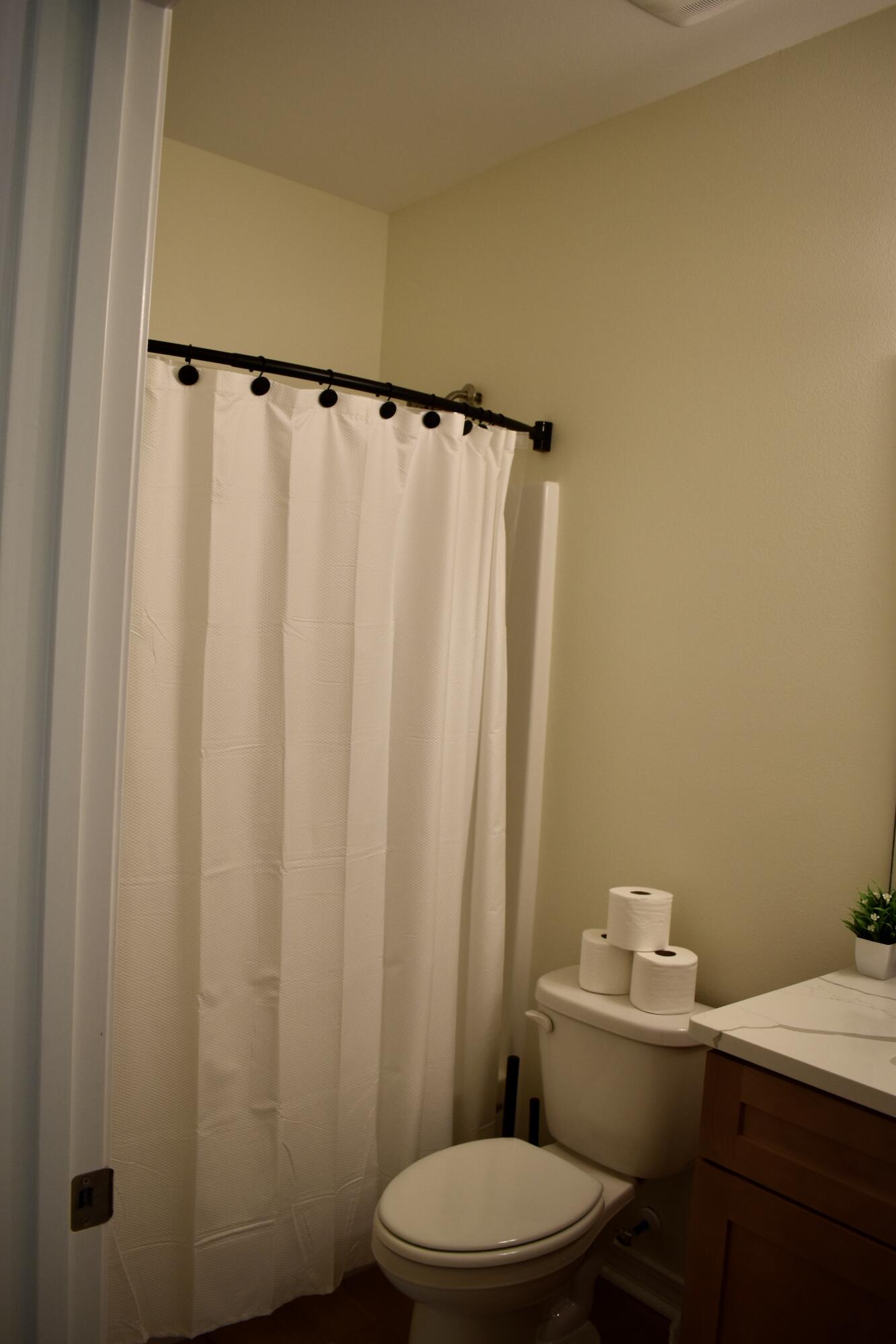 METES & BOUNDS - Residential Lease