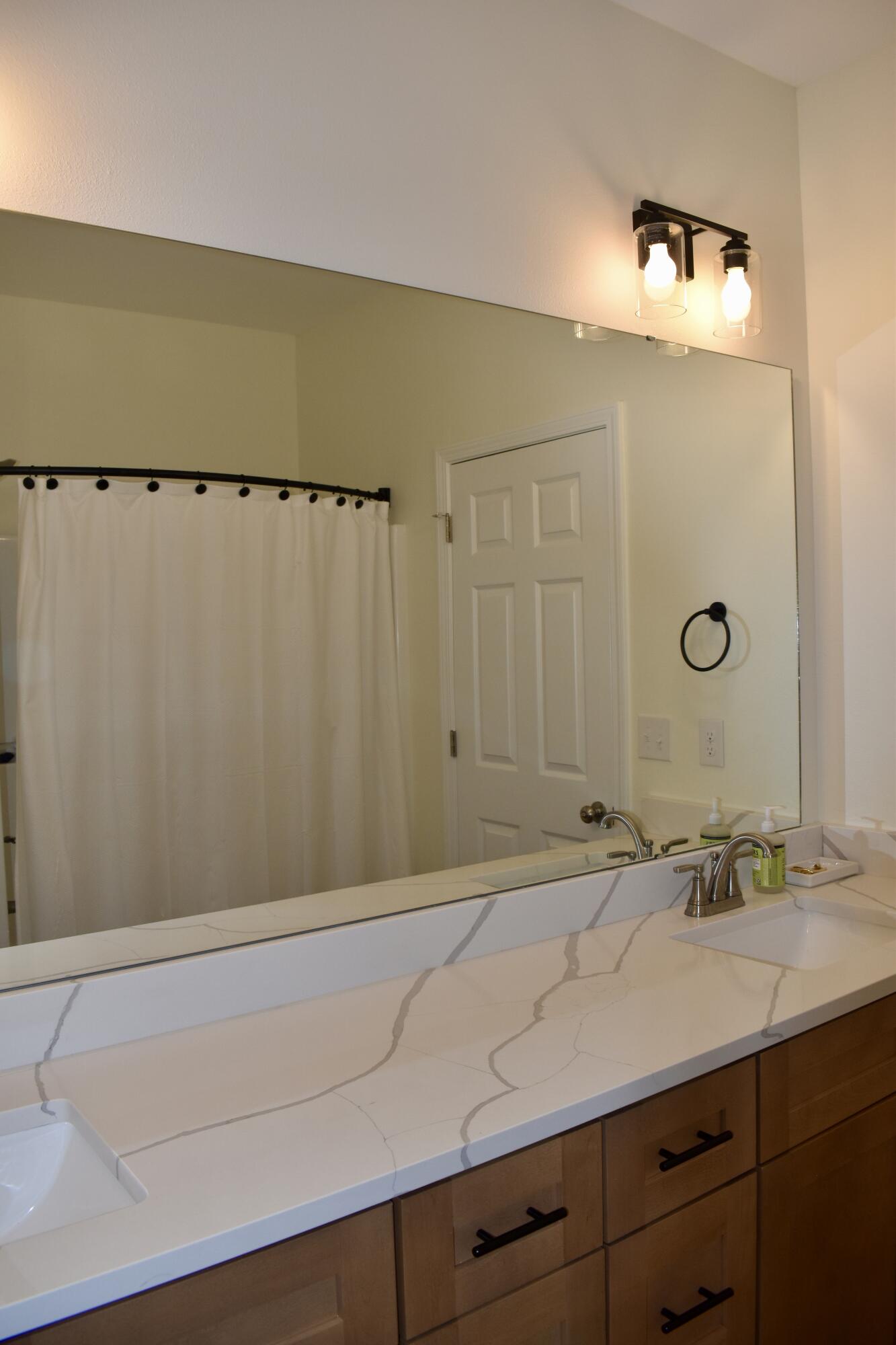 METES & BOUNDS - Residential Lease