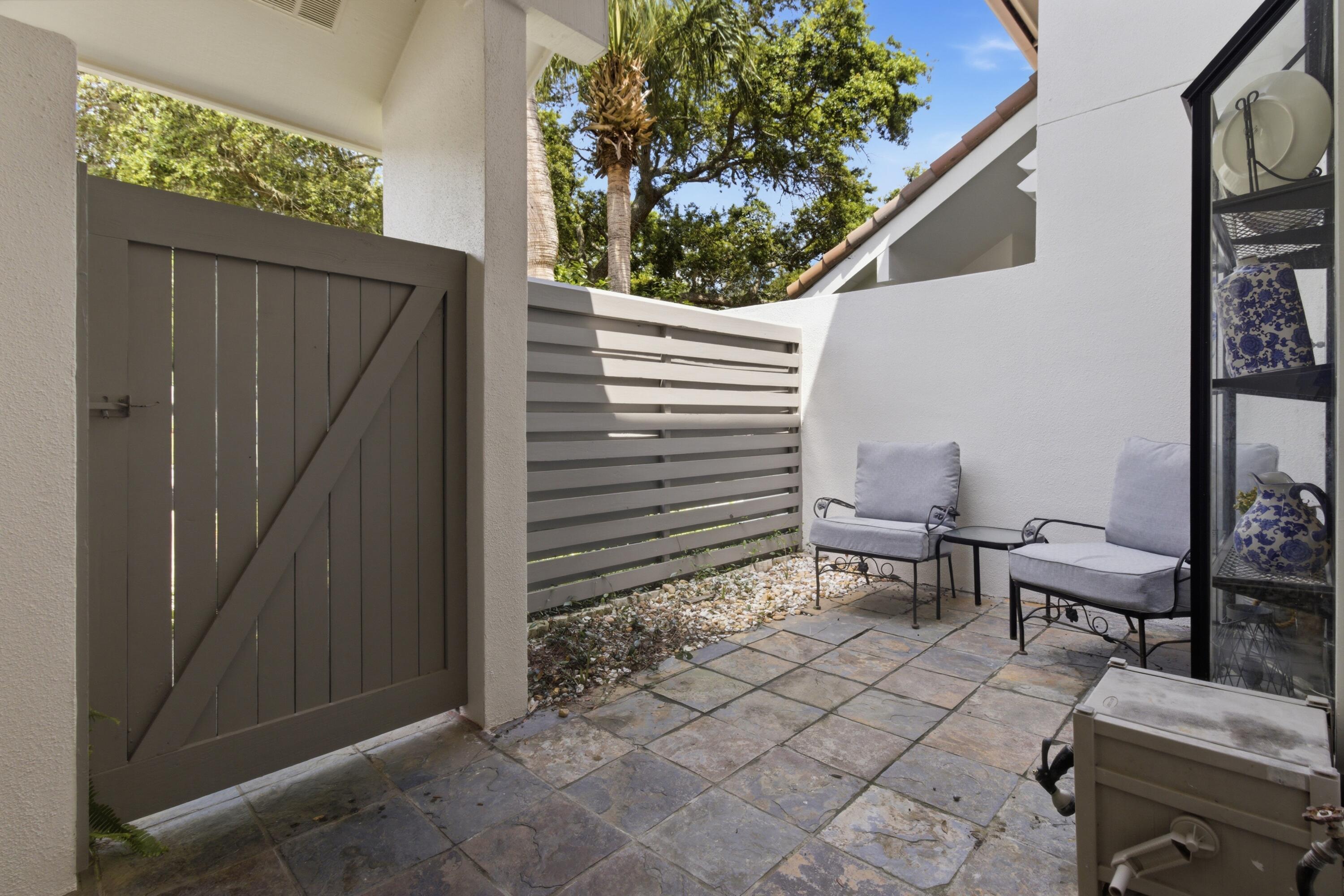 BEACHWALK VILLAS PH 10 - Residential