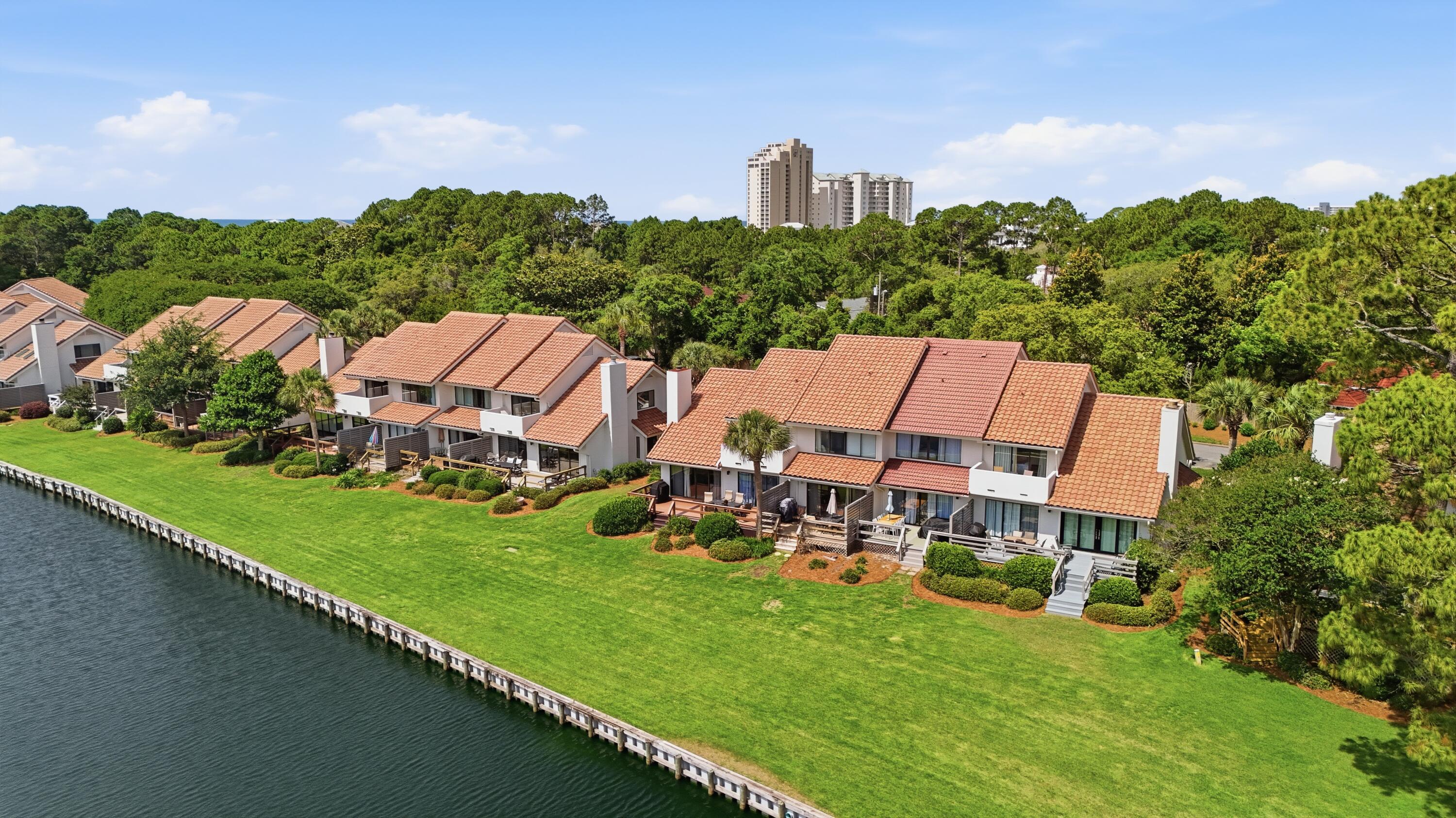 BEACHWALK VILLAS PH 10 - Residential