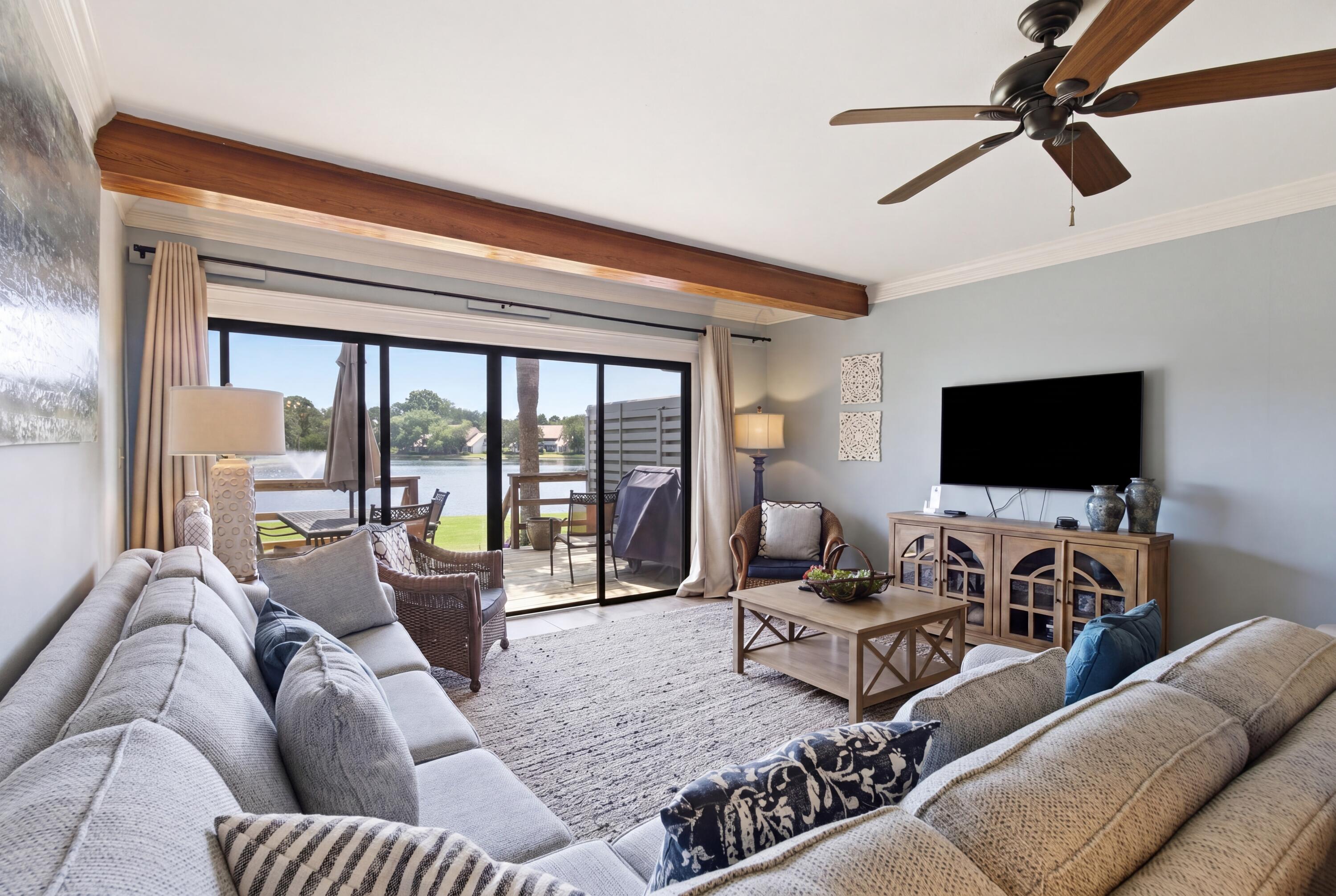 BEACHWALK VILLAS PH 10 - Residential