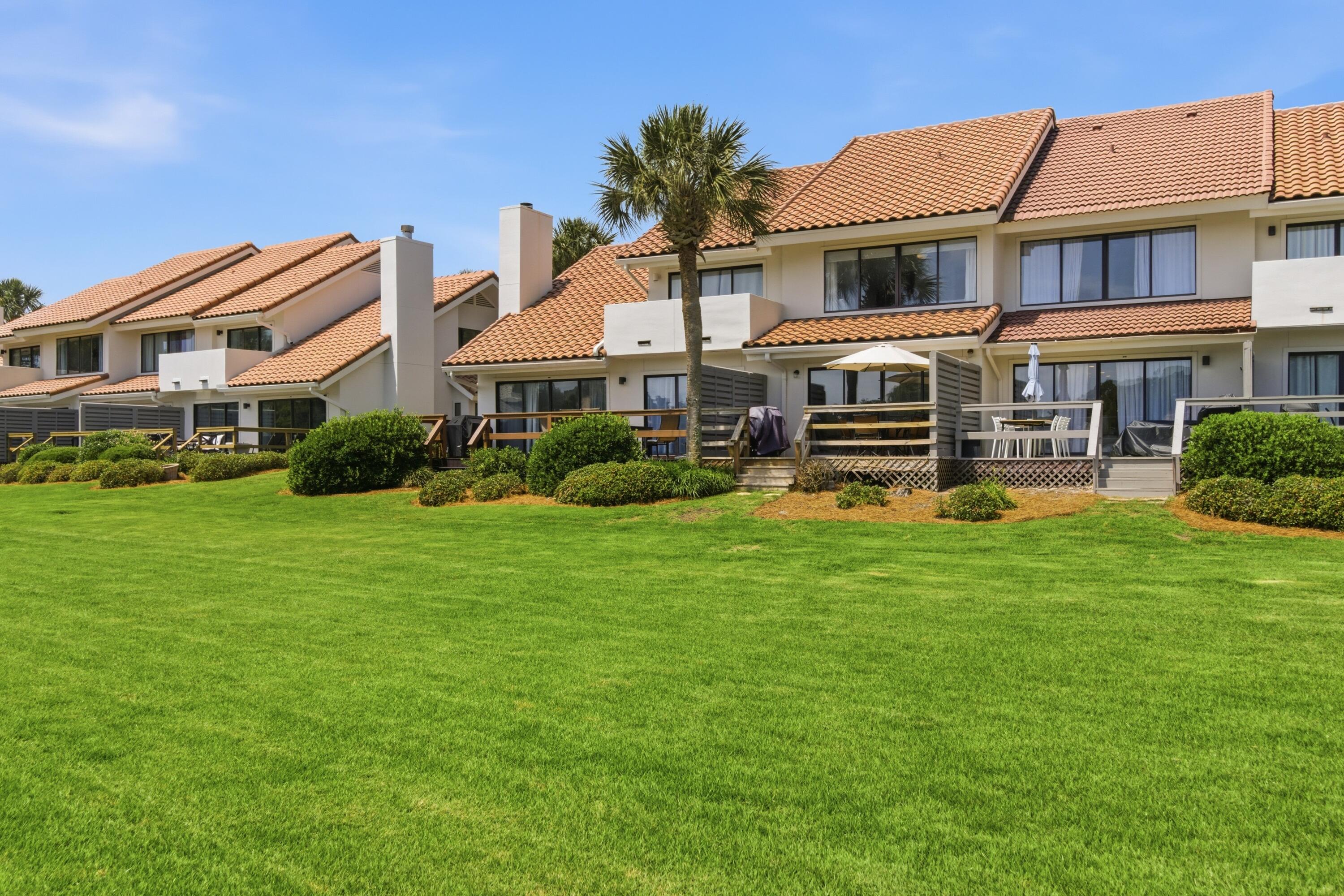 BEACHWALK VILLAS PH 10 - Residential