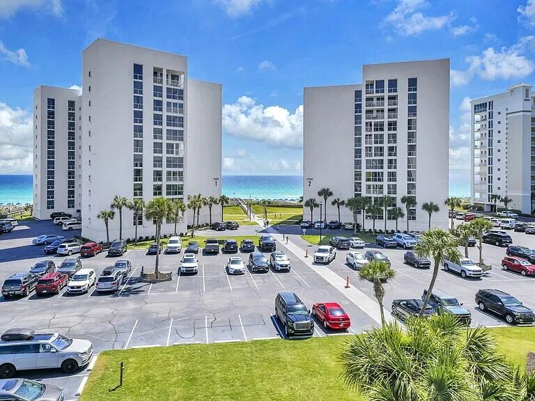 SHORELINE TOWERS 3 - Residential