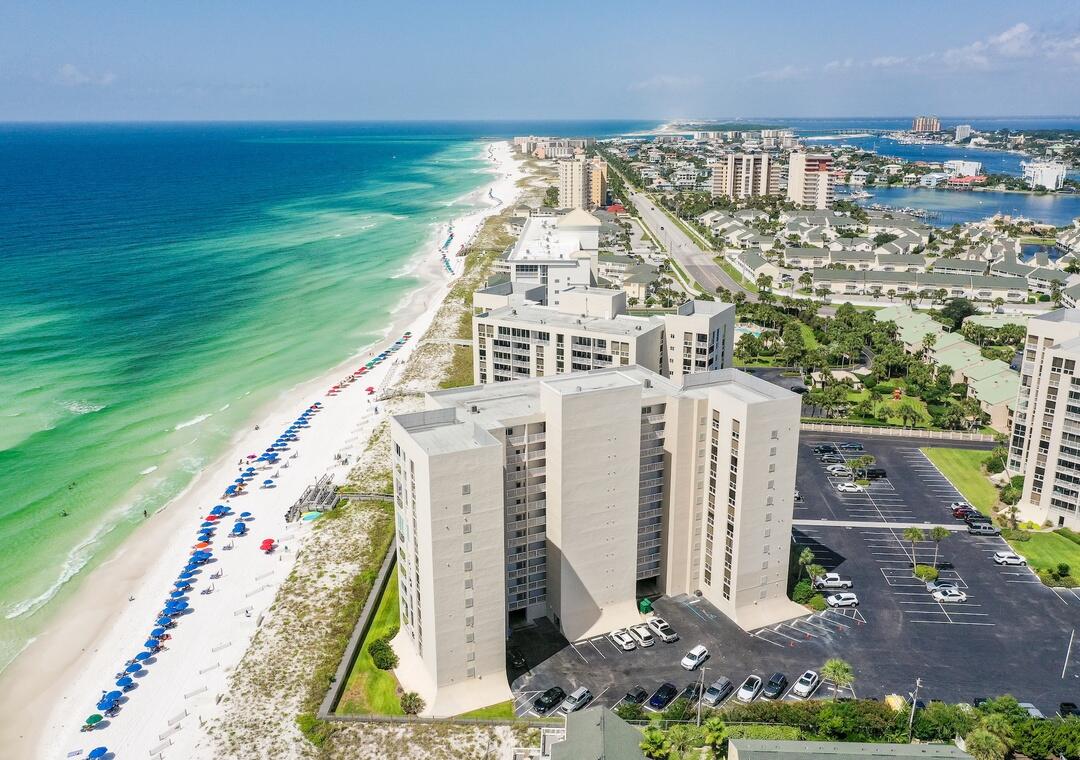 SHORELINE TOWERS 3 - Residential