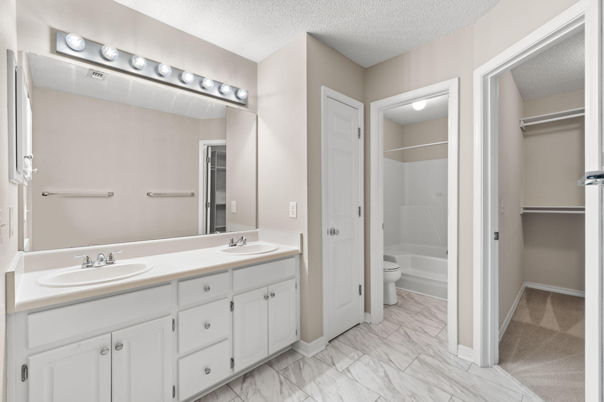 WATERFORD ESTATES S/D - Residential