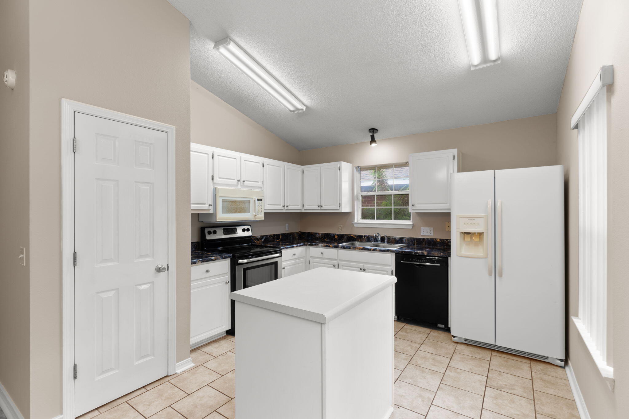 WATERFORD ESTATES S/D - Residential