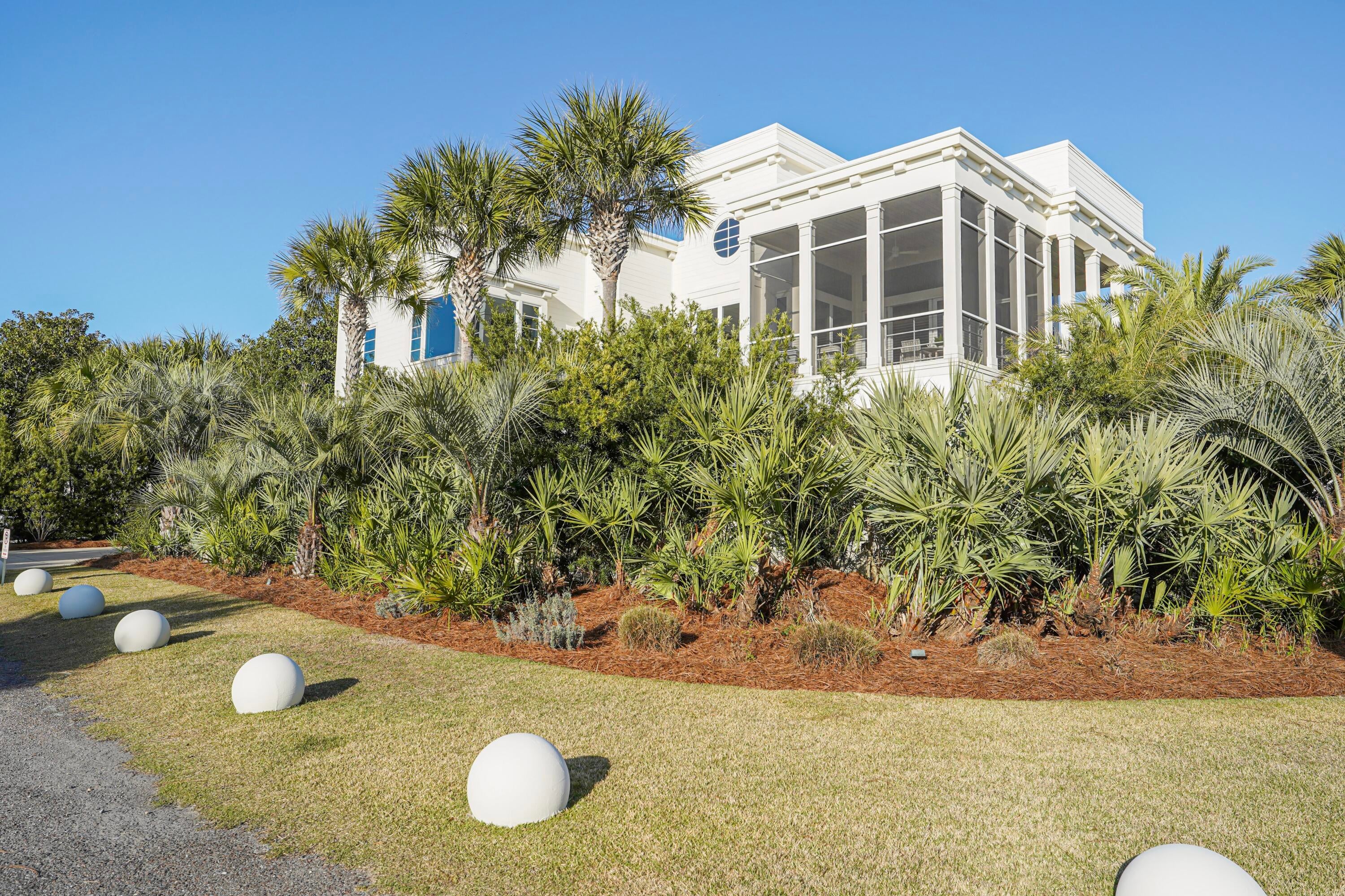 BLUE MOUNTAIN BEACH - Residential