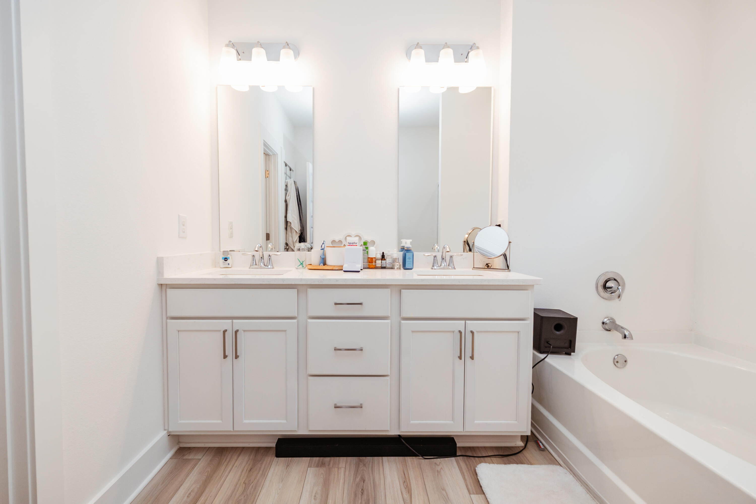 MAGNOLIA CREEK PHASE 1 - Residential Lease