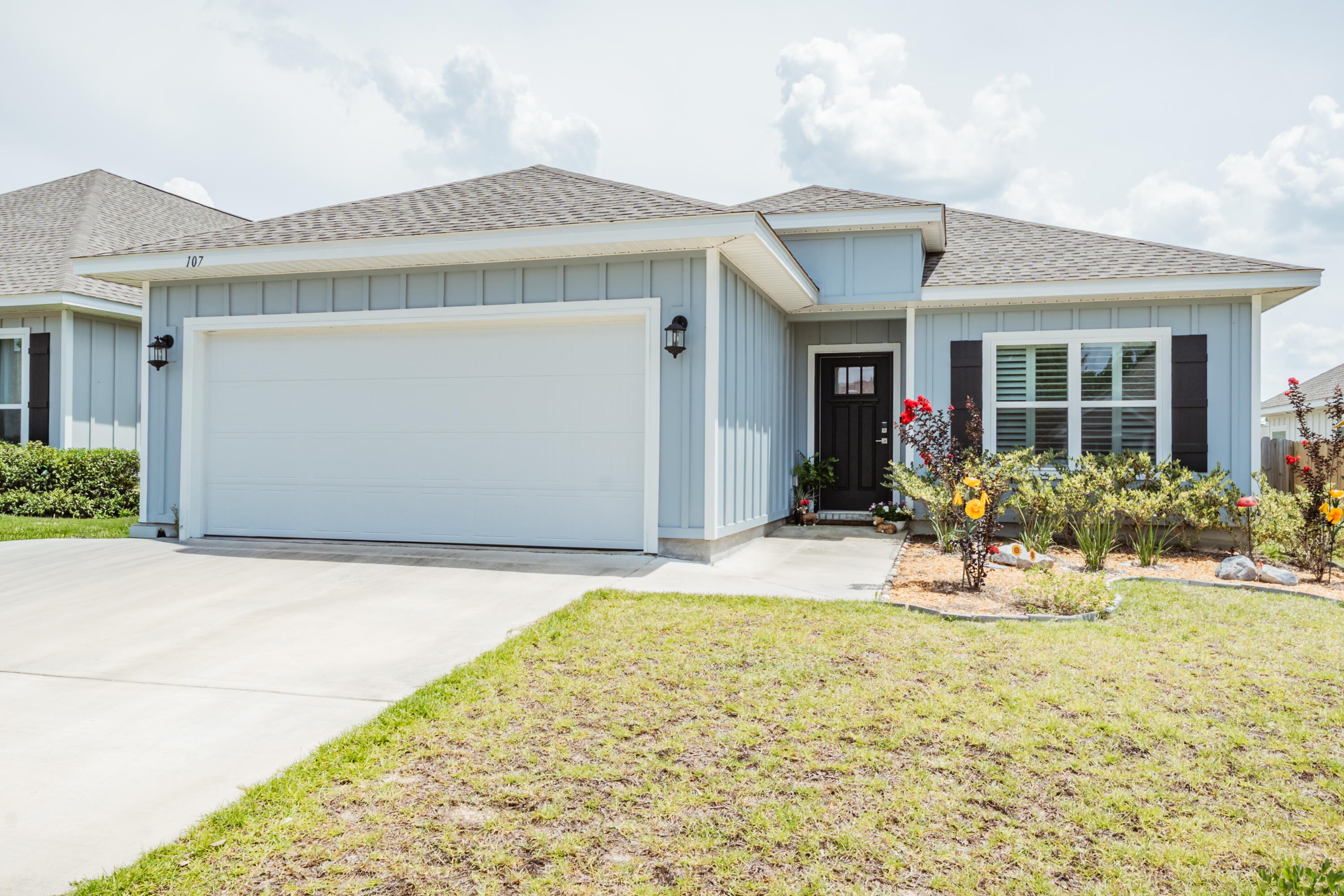 MAGNOLIA CREEK PHASE 1 - Residential Lease
