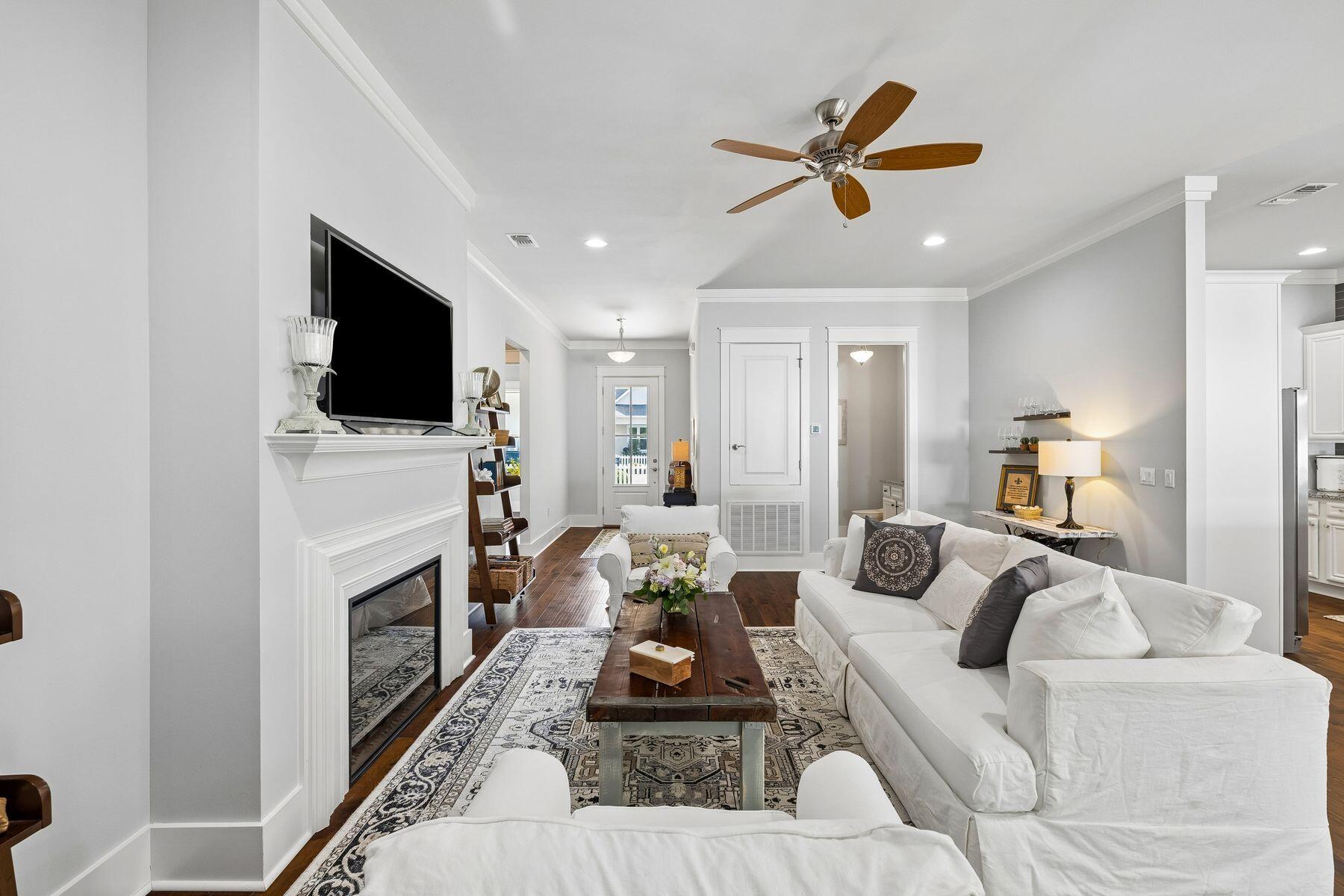 Paradise Cove - Residential