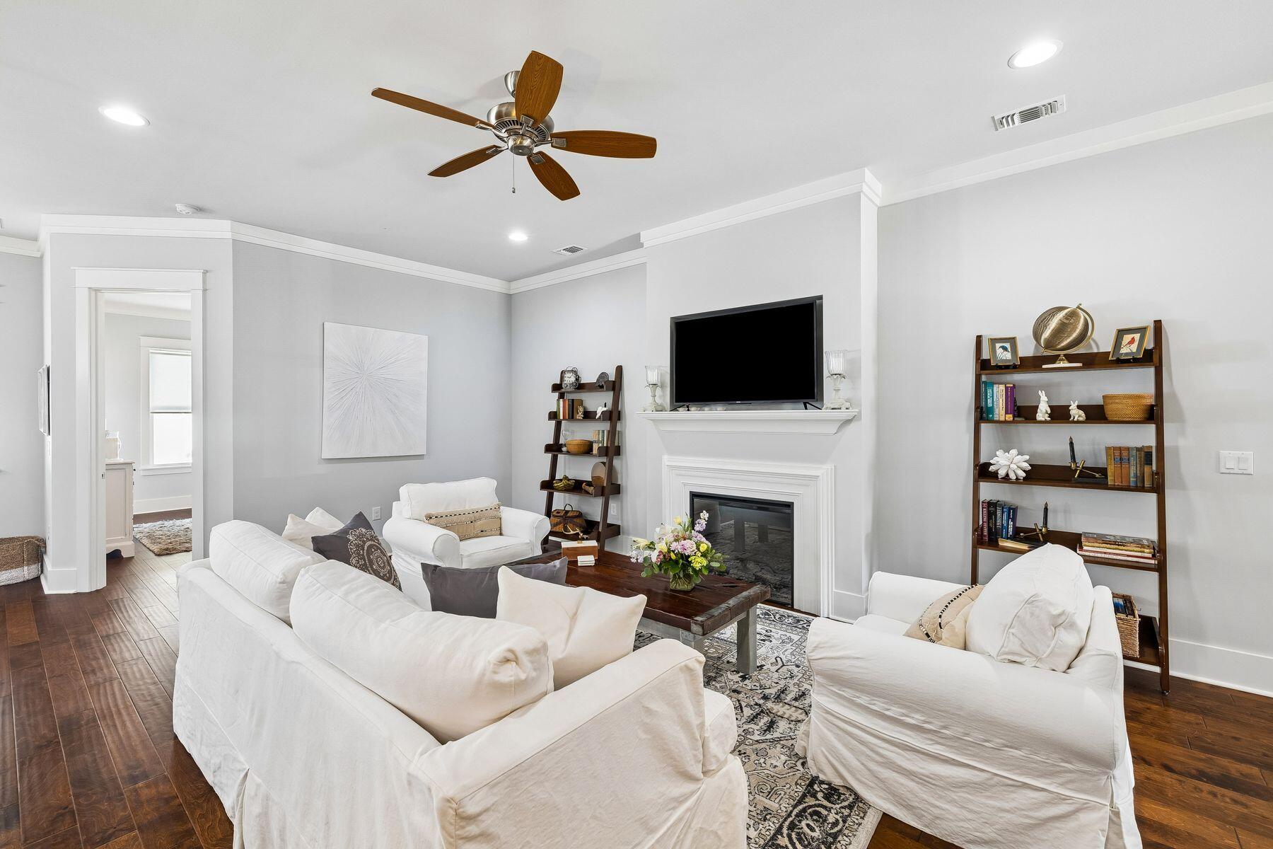 Paradise Cove - Residential