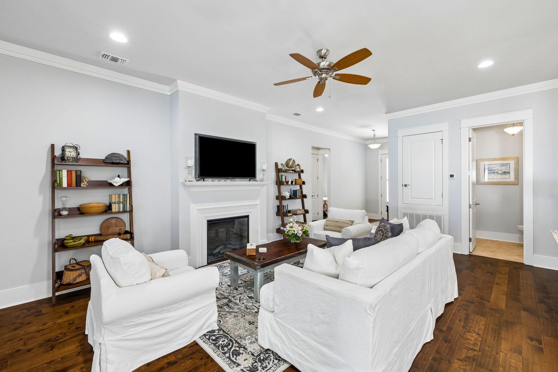 Paradise Cove - Residential