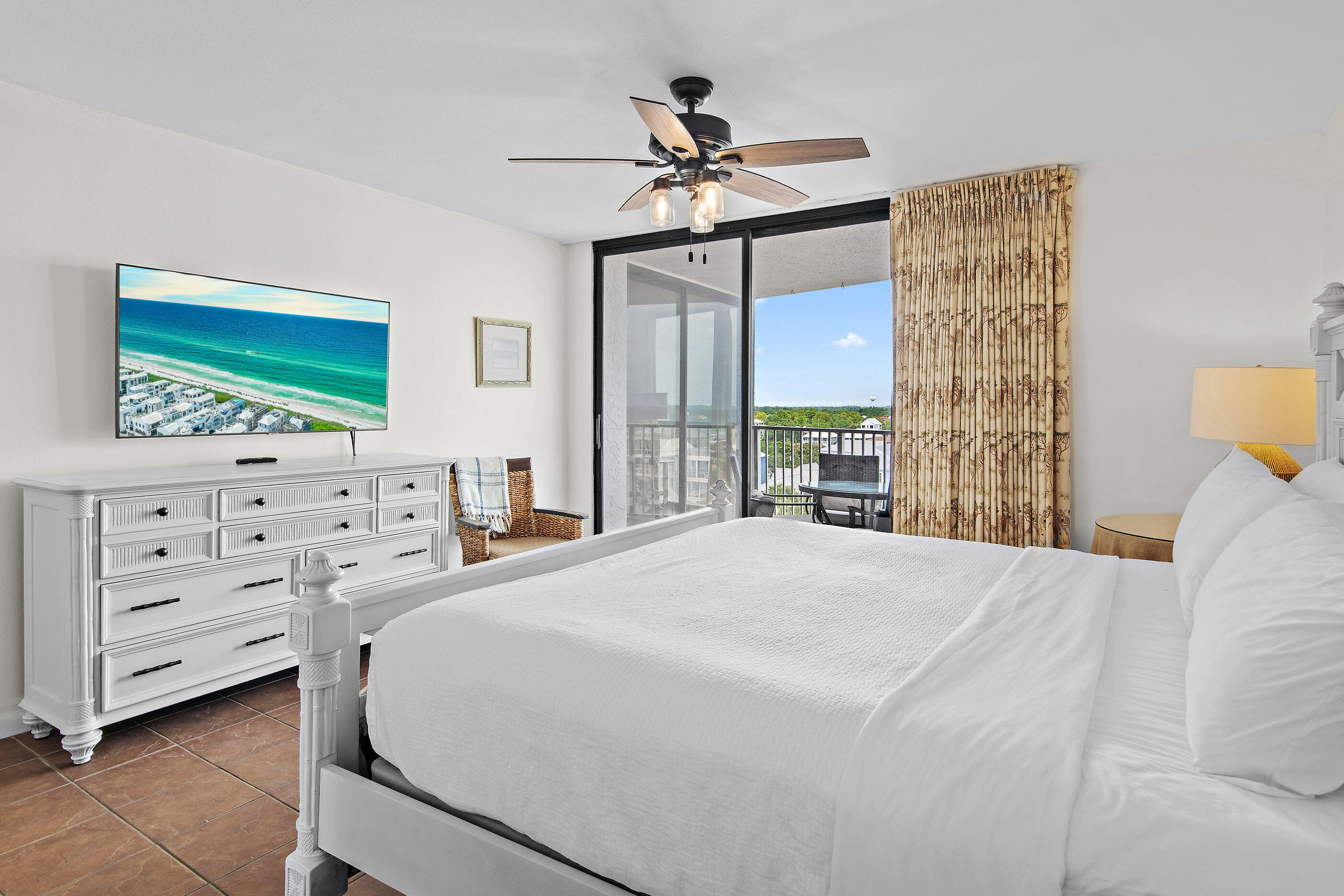 MAINSAIL CONDO PH 3 - Residential