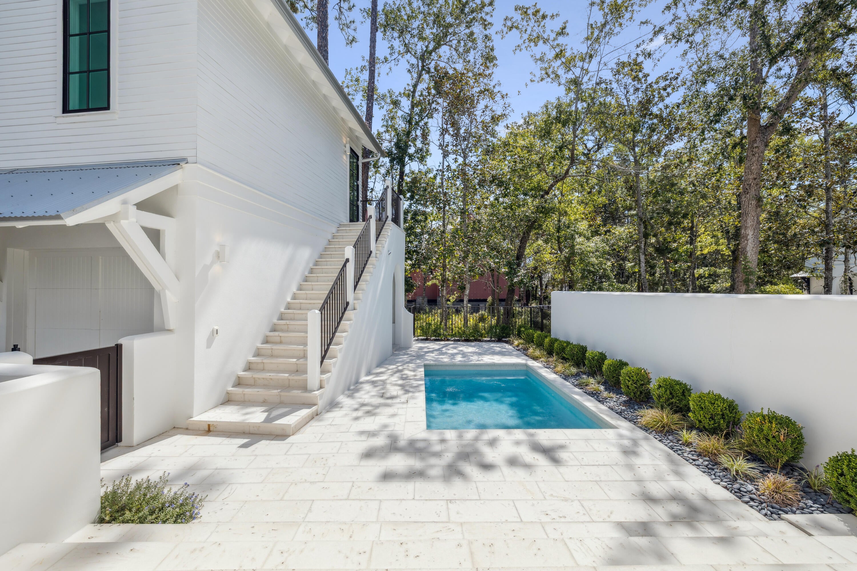 CHURCHILL OAKS - Residential