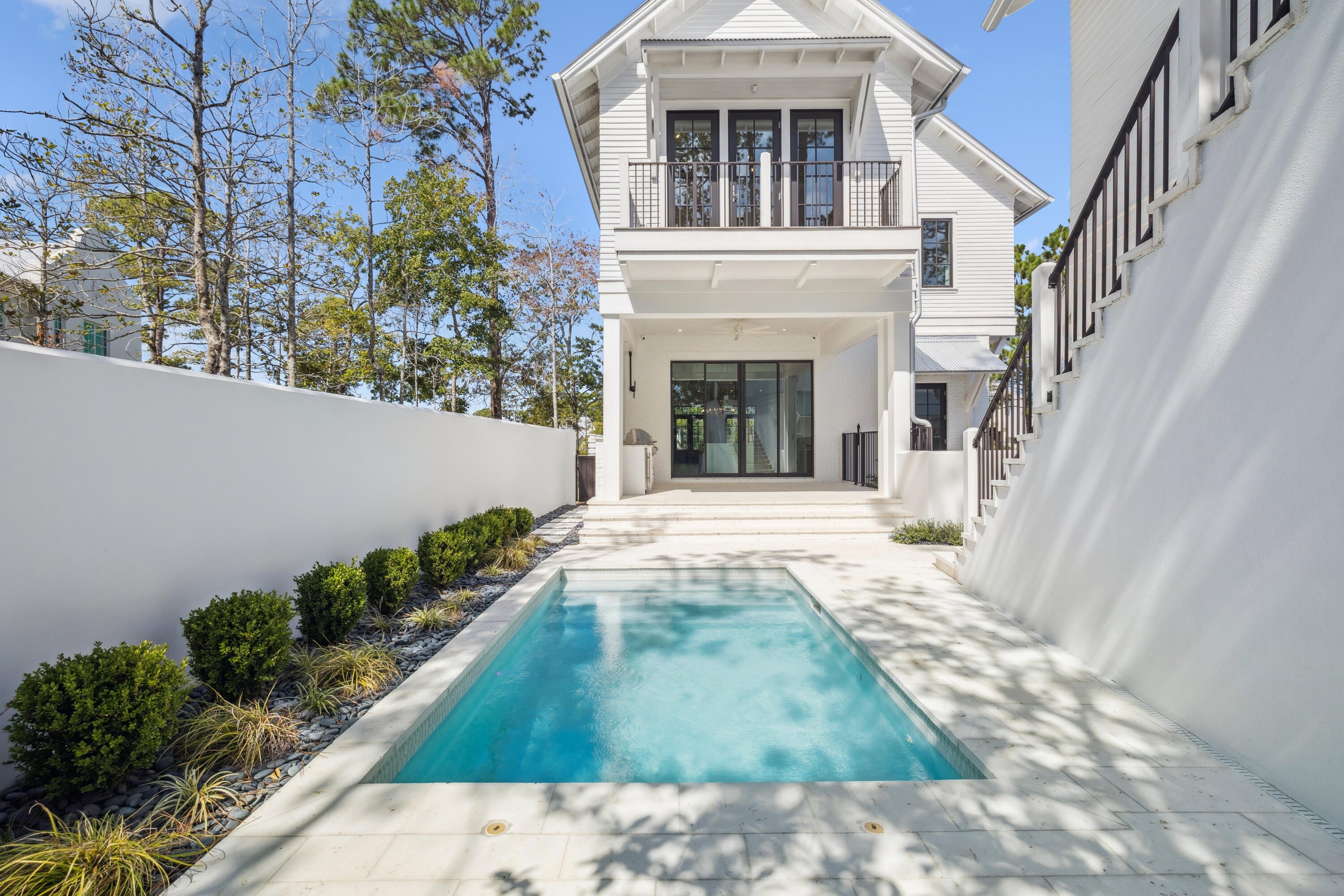 CHURCHILL OAKS - Residential