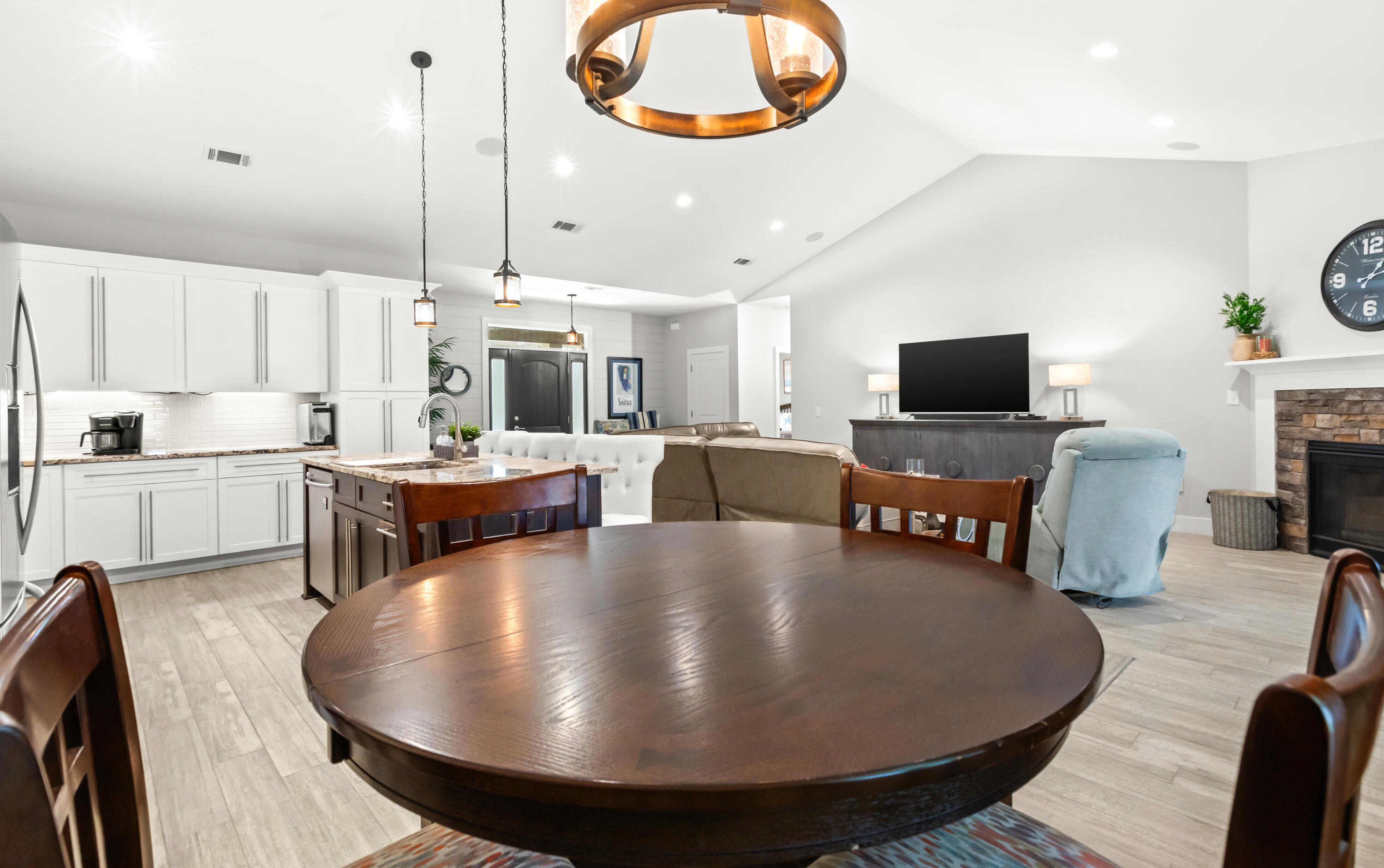 SHADOW PINES S/D - Residential