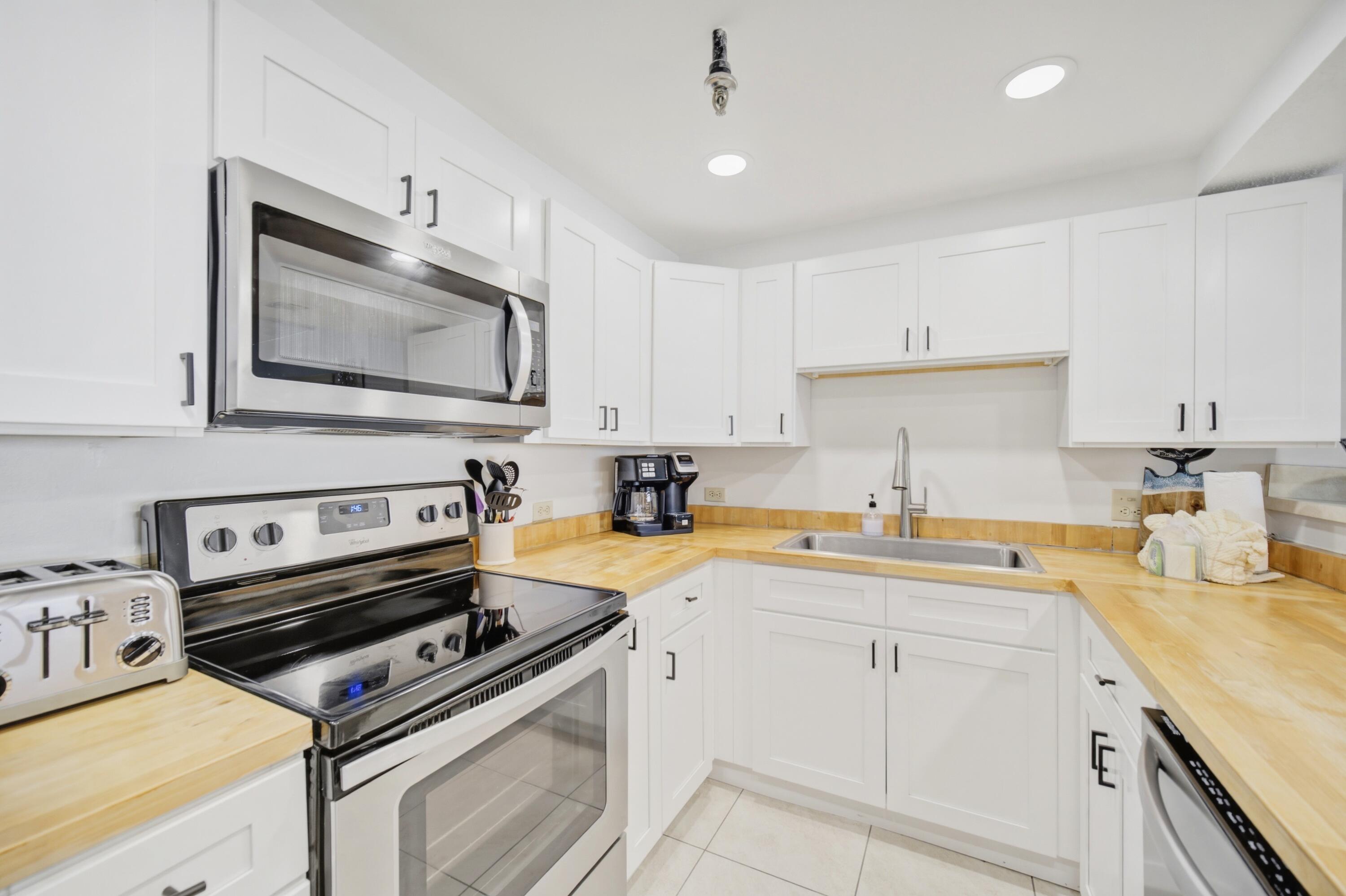 Gulfside Condominiums - Residential