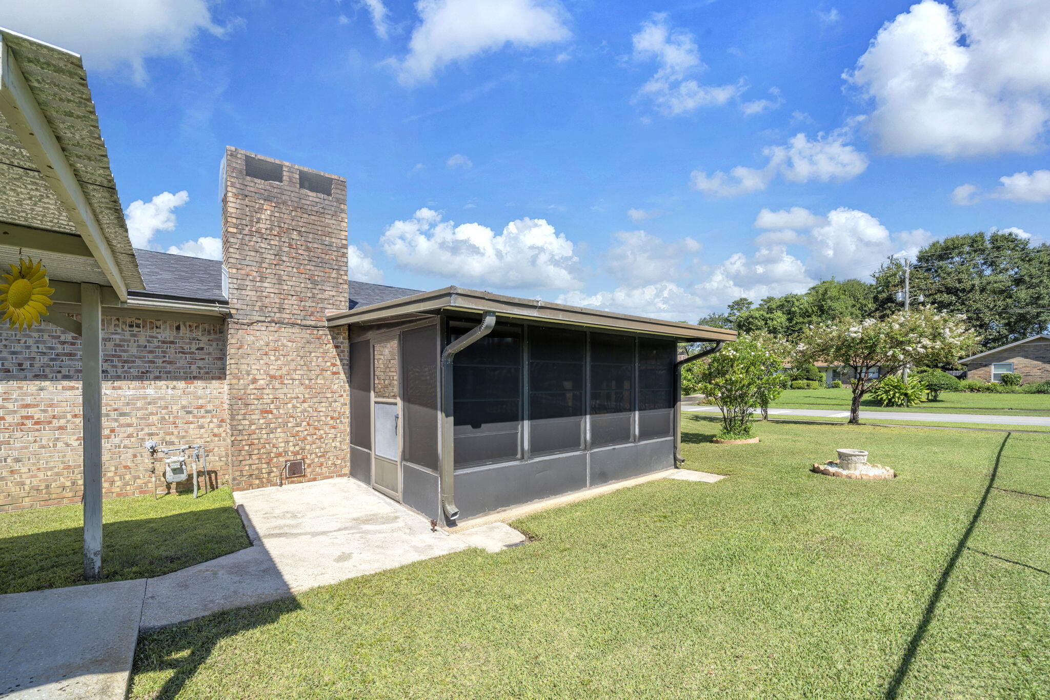 PORT DIXIE S1/2 OF LOTS 12 13, 14-BLK - Residential