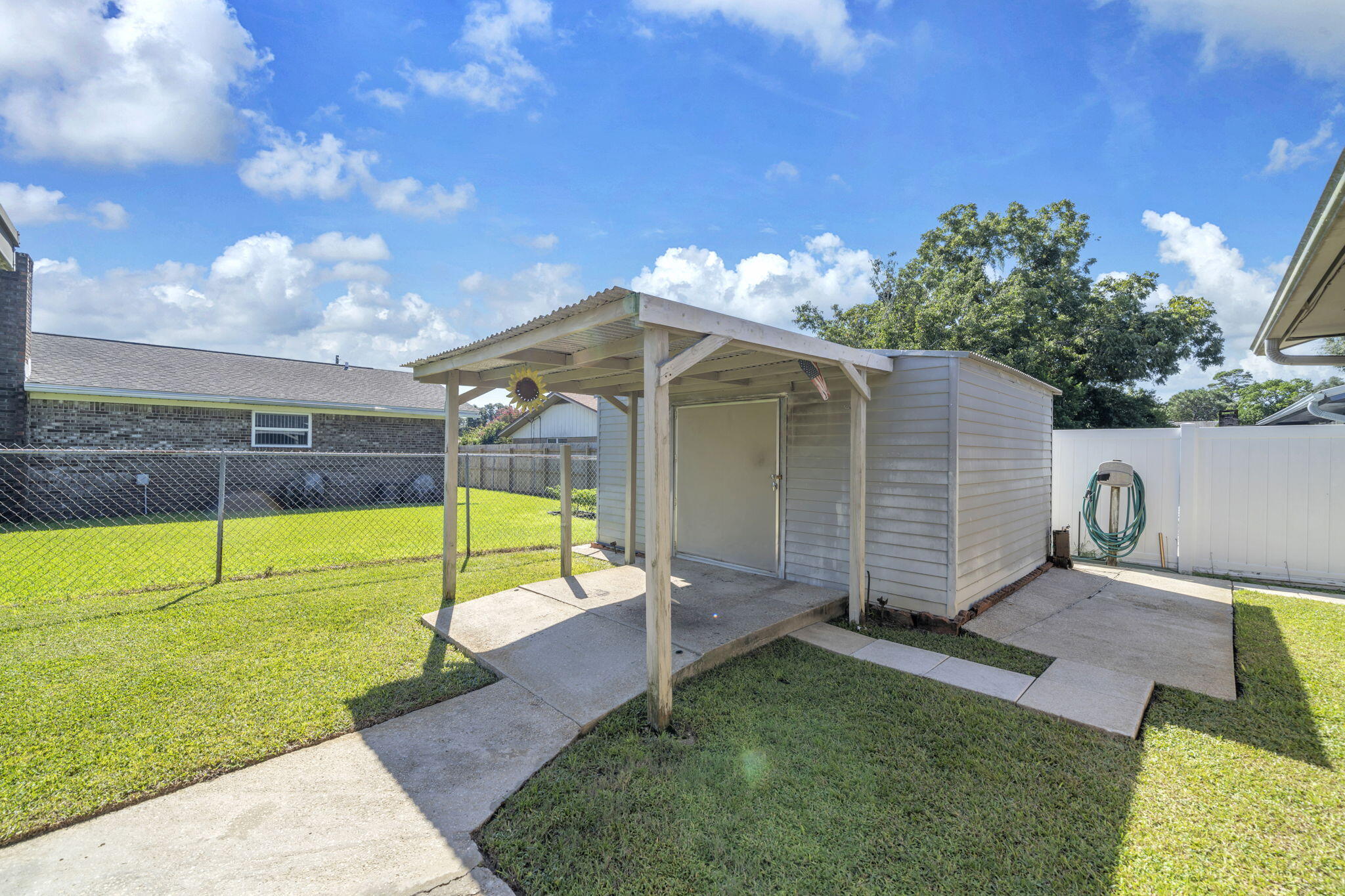 PORT DIXIE S1/2 OF LOTS 12 13, 14-BLK - Residential